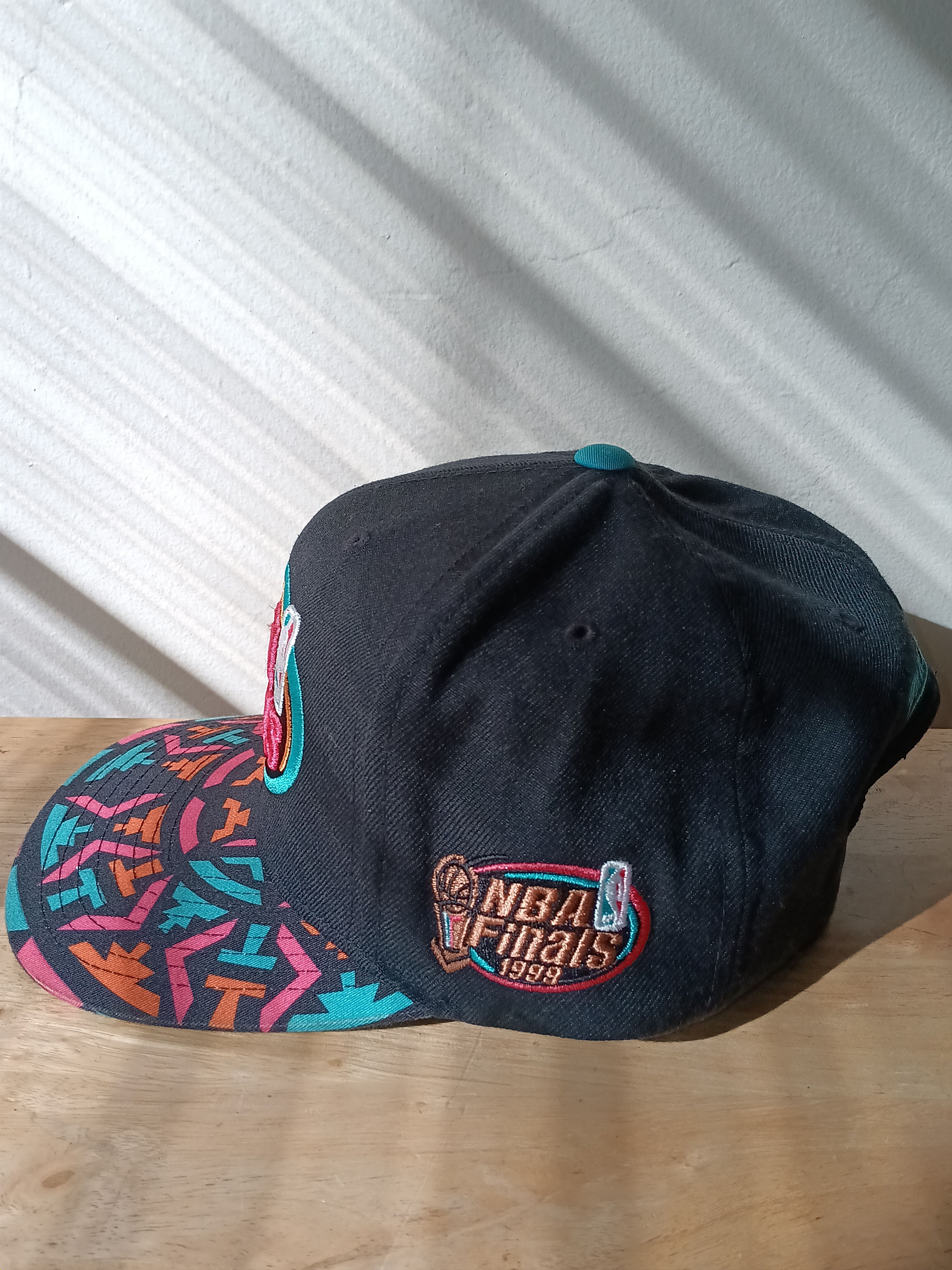 Mitchell & Ness 1999 NBA Finals Snapback San Antonio Spurs Size ONE SIZE - 2 Thumbnail