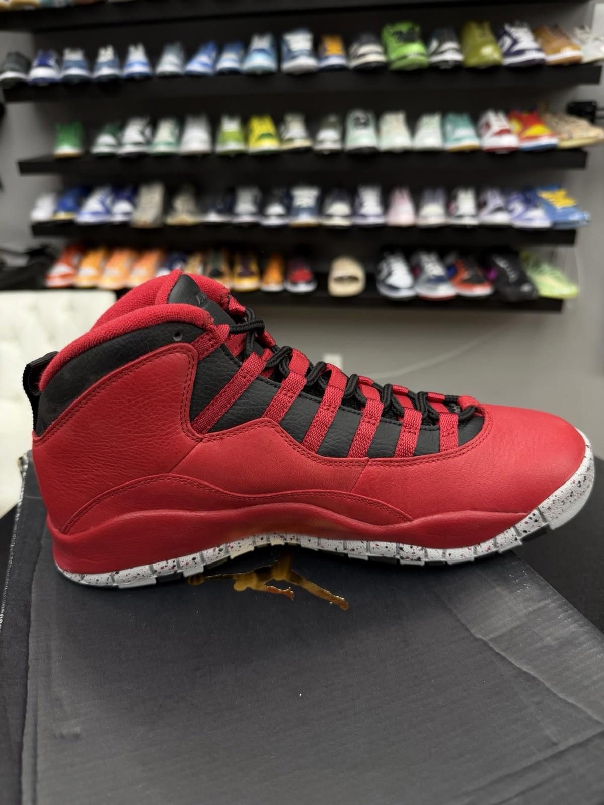 Jordan Brand Air Jordan 10 Retro Bulls Over Broadway 2015 Men's Size 10 Size US 10 / EU 43 - 5 Thumbnail