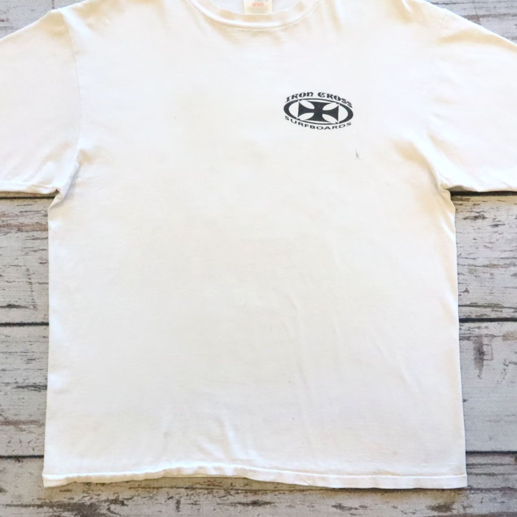 Vintage Vintage Iron Cross Surfboards Tshirt L White Mens Short Sleeve Size L Size US L / EU 52-54 / 3 - 4 Thumbnail
