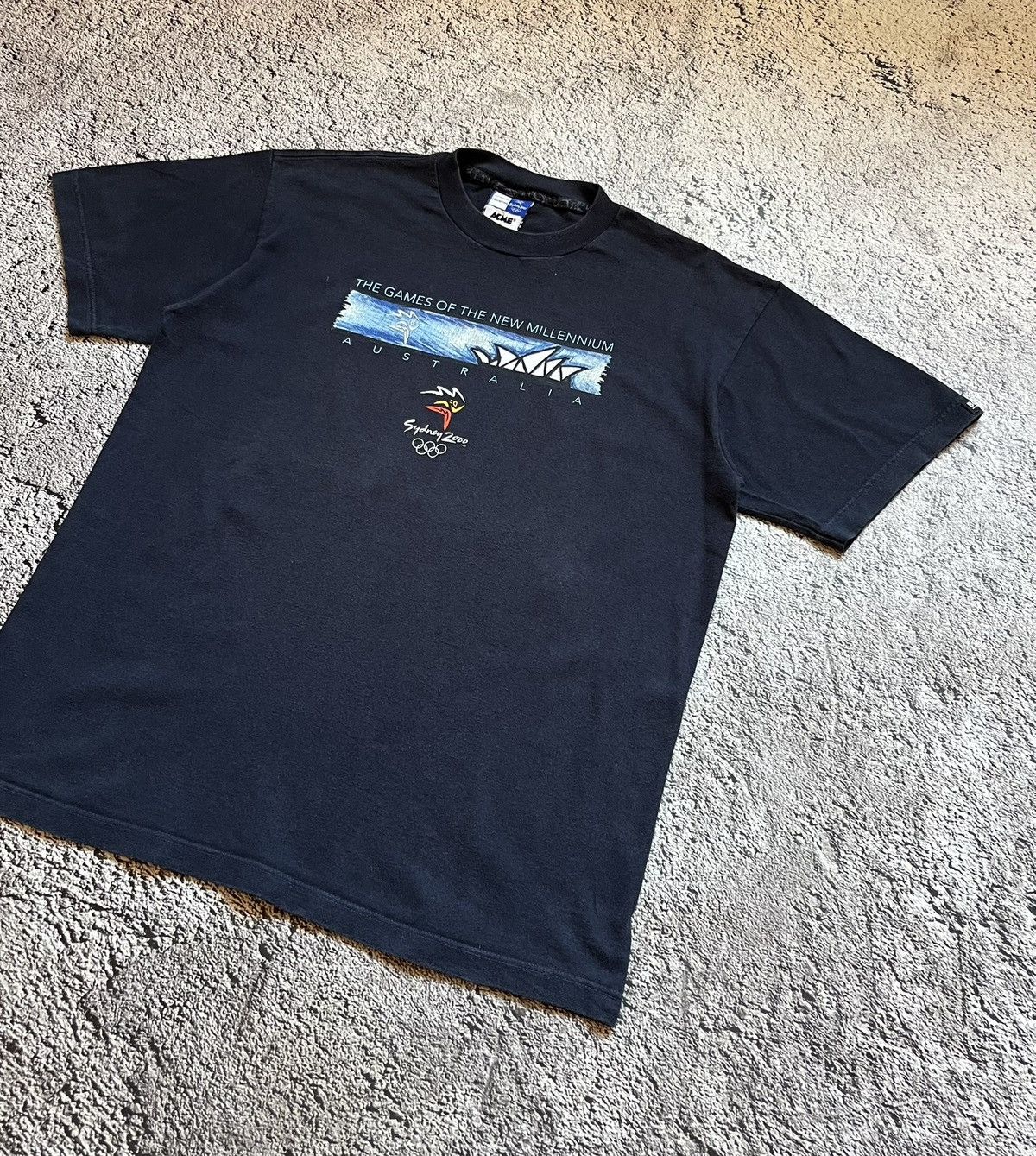 Other Sydney 2000 Olympics Vintage T-Shirt The Millennium Size US M / EU 48-50 / 2 - 3 Thumbnail