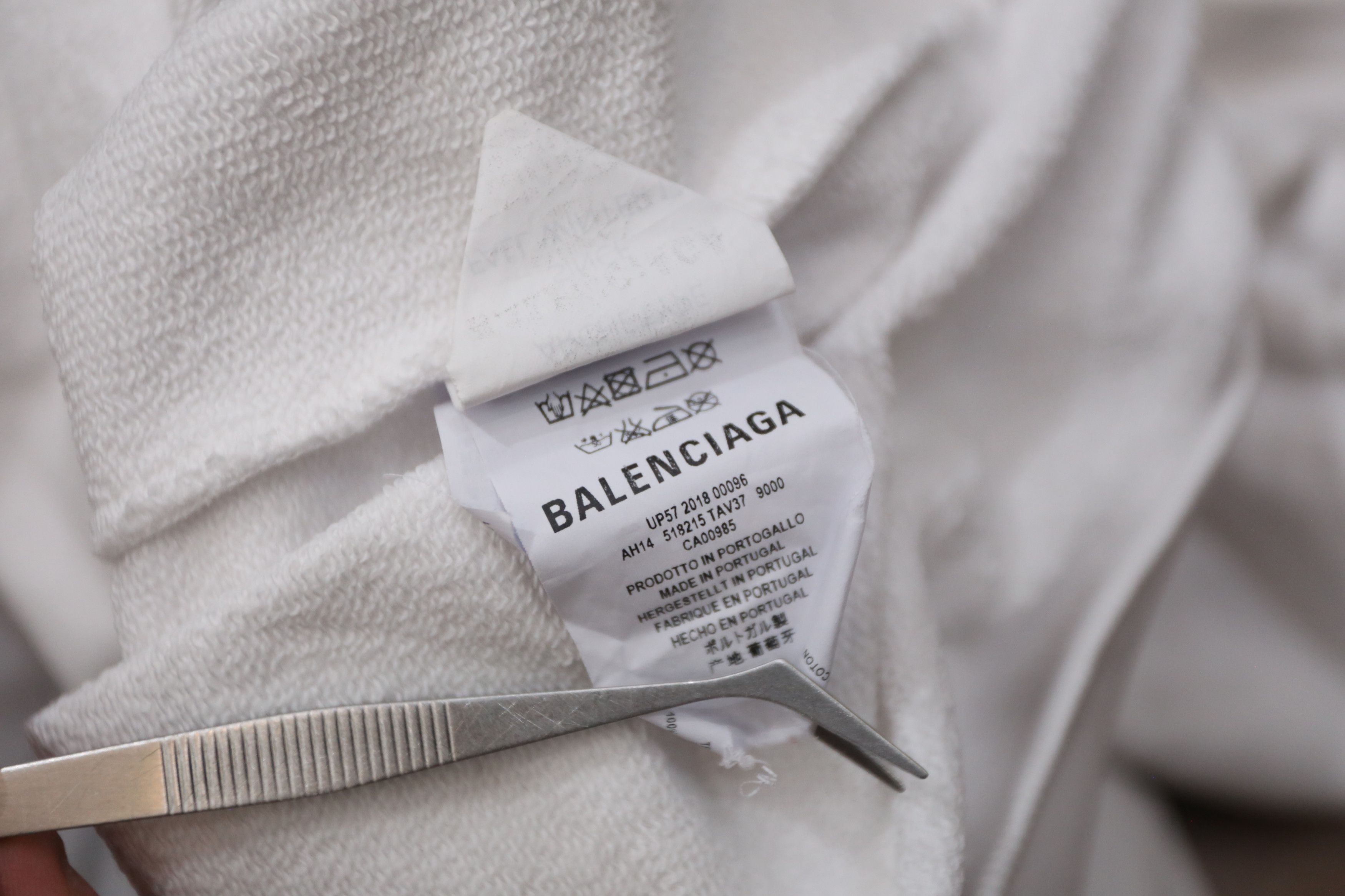 Balenciaga Balenciaga - Back Logo Hoodie Size US M / EU 48-50 / 2 - 11 Thumbnail
