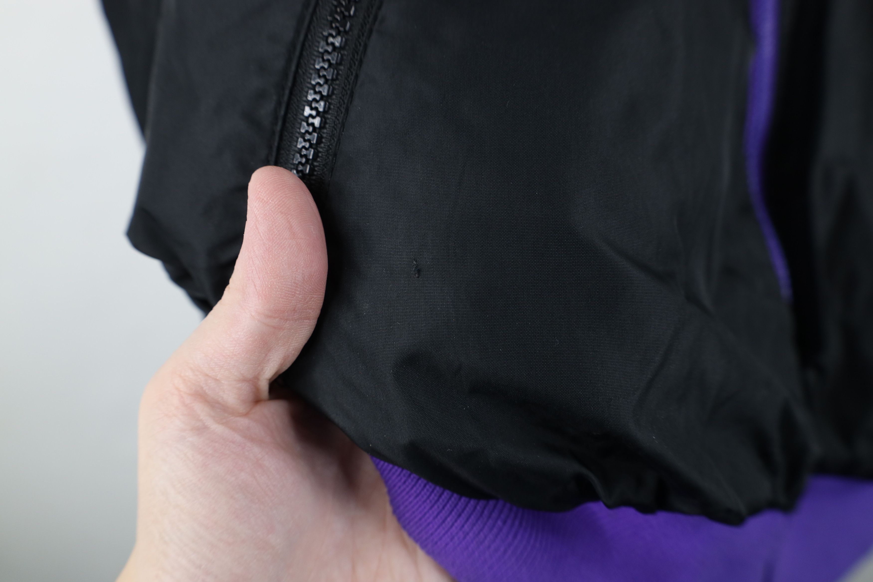 Columbia Vintage 90s Columbia Reversible Bomber Jacket Black Purple Size US L / EU 52-54 / 3 - 4 Thumbnail