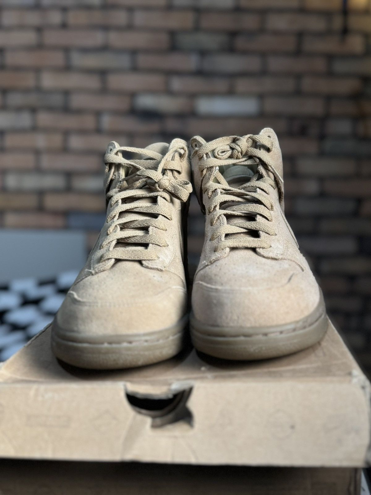 A.P.C. × Nike SS08 NEW DUNK HIGH SP HAY / HAY SUEDE Size US 10 / EU 43 - 5 Thumbnail