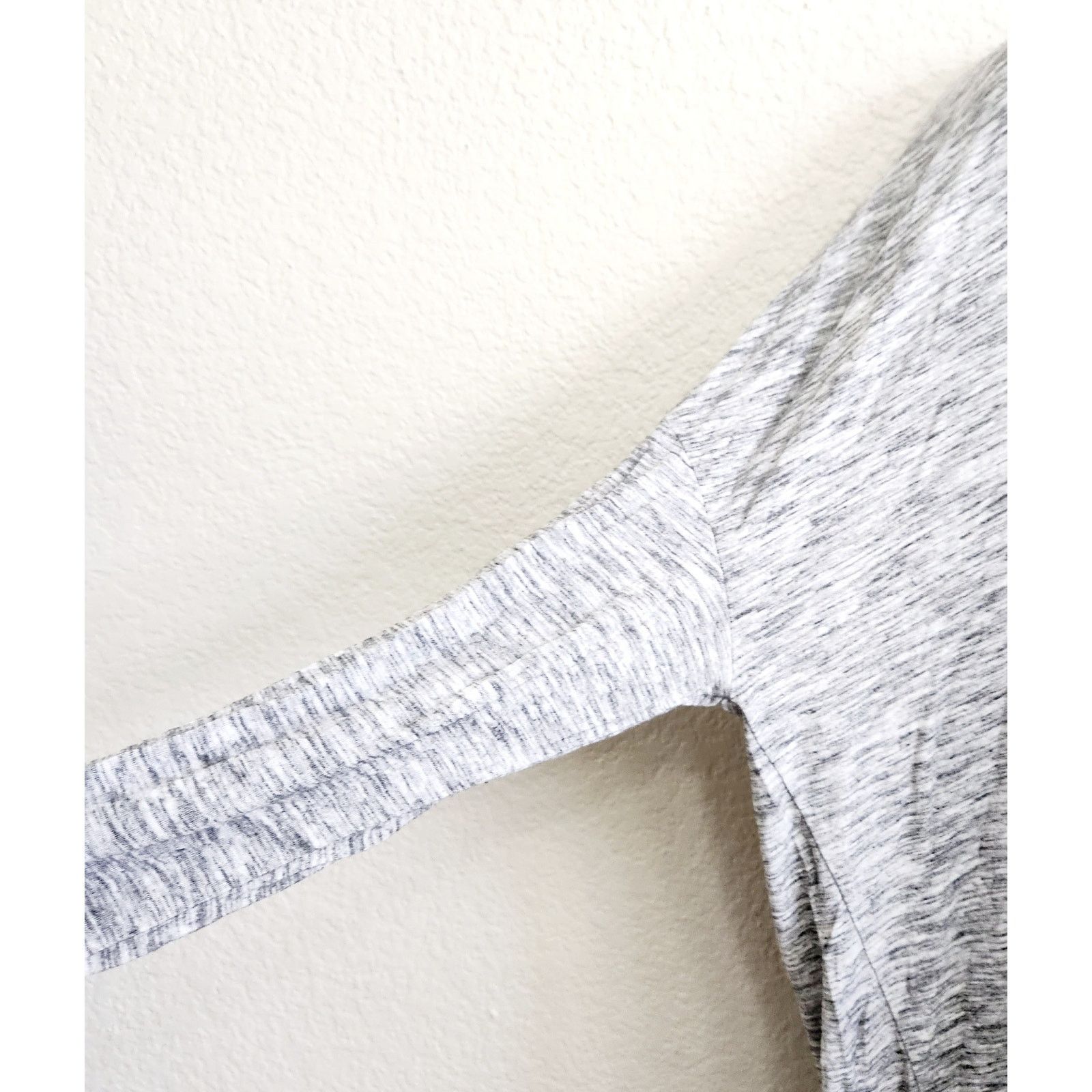 Nordstrom Nordstrom Gray Heathered V Neck Long Sleeve Top Medium Size M / US 6-8 / IT 42-44 - 2 Thumbnail