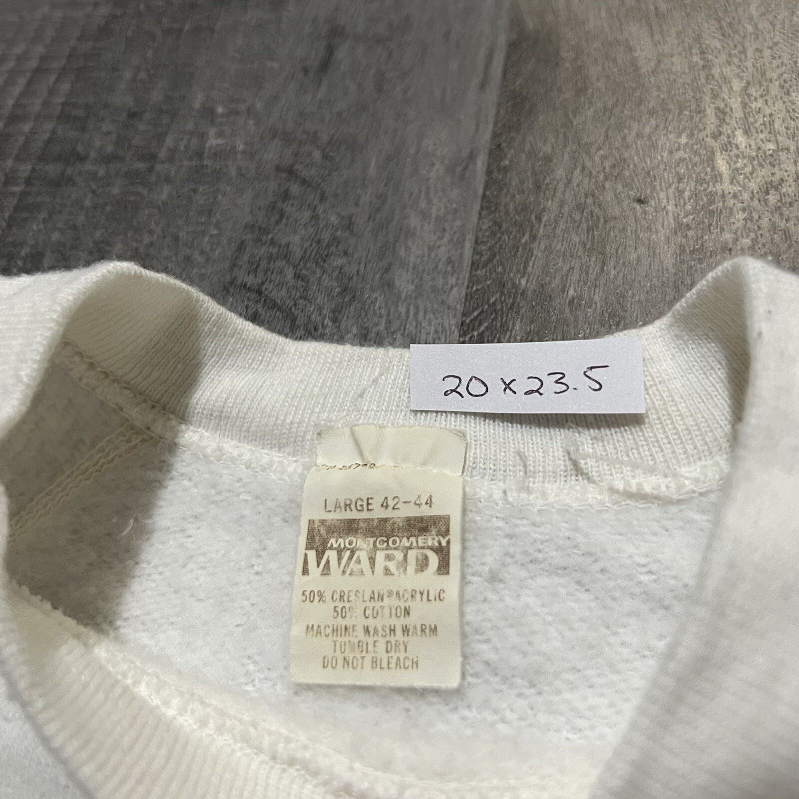 Original Montgomery VTG 1970s Montgomery Ward Portrait Photo White Sweatshirt Size US L / EU 52-54 / 3 - 4 Thumbnail
