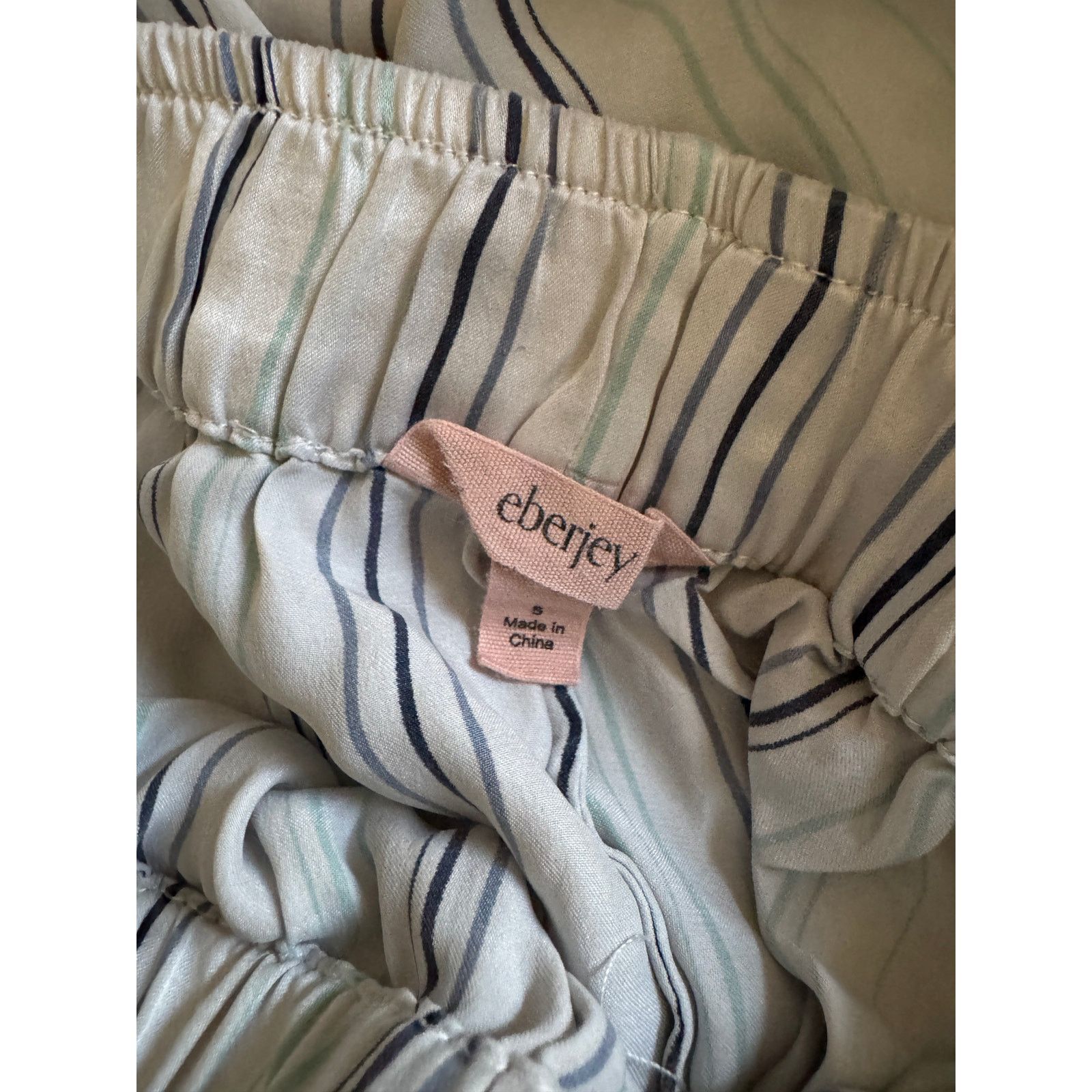 Eberjey Eberjey 100% Silk Pajamas Ladies Size Small Size ONE SIZE - 7 Thumbnail