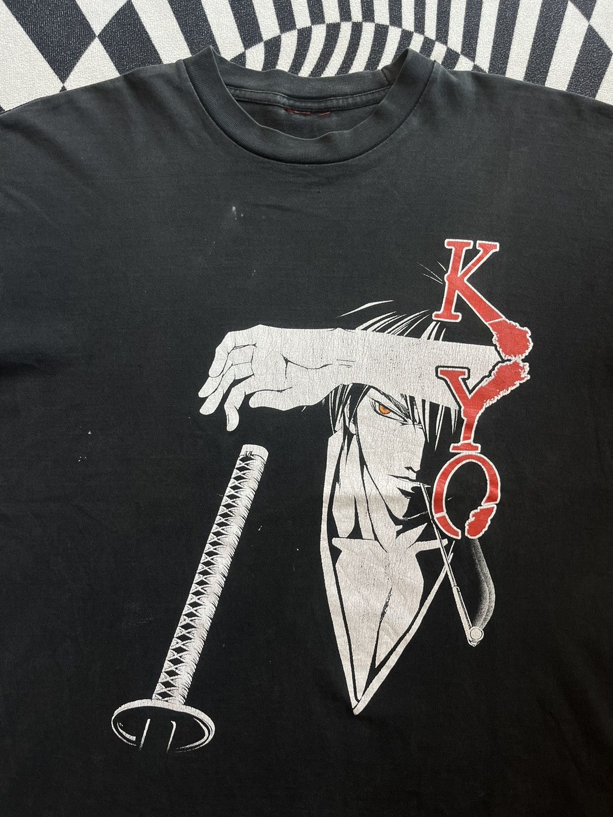 Anime Vintage KYO samurai Anime 00’s (dirty) Tshirt Size US XL / EU 56 / 4 - 5 Thumbnail