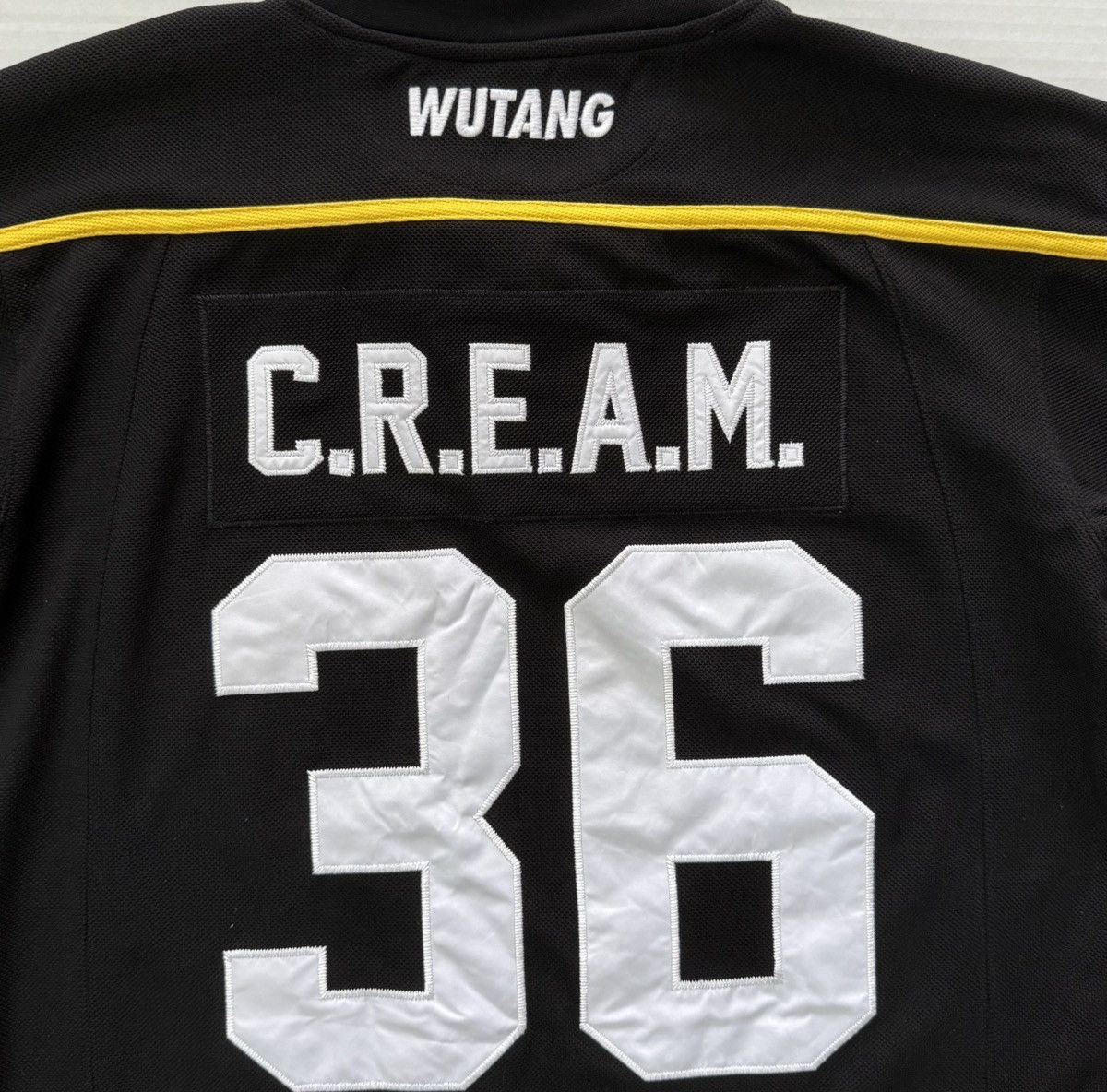 Wu-Tang Clan 🔴Wu-Tang Hockey Jersey Size Medium Wu-Wear Rare Raekwon Gza Size US M / EU 48-50 / 2 - 4 Thumbnail