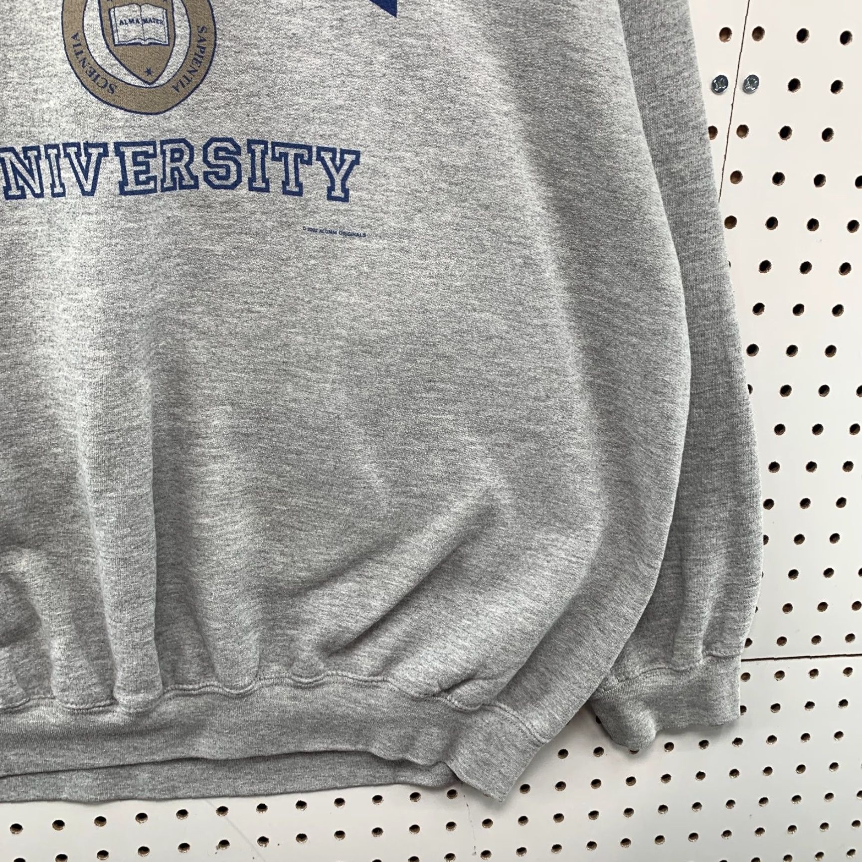Gildan VINTAGE Harvey University Sweatshirt Mens XL Gray Fleece Crewneck Illinois Pullover Size US XL / EU 56 / 4 - 6 Thumbnail