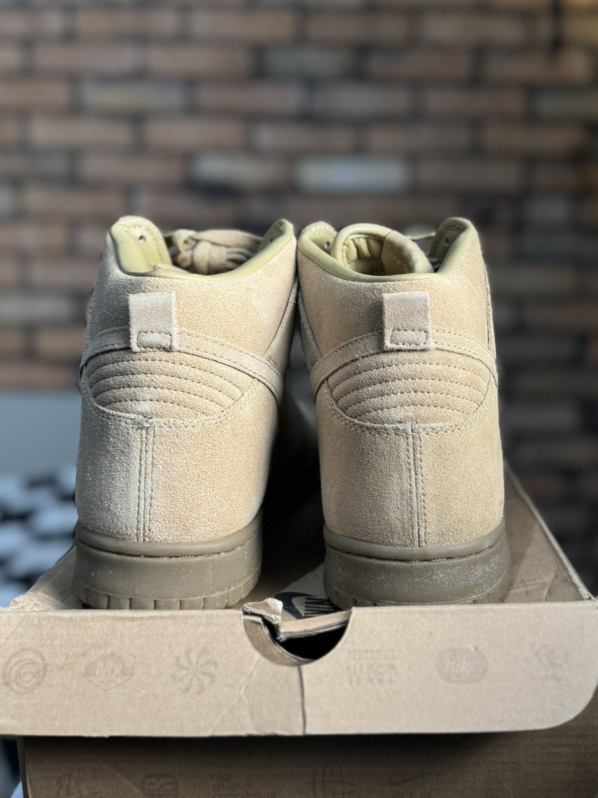 A.P.C. × Nike SS08 NEW DUNK HIGH SP HAY / HAY SUEDE Size US 10 / EU 43 - 4 Thumbnail