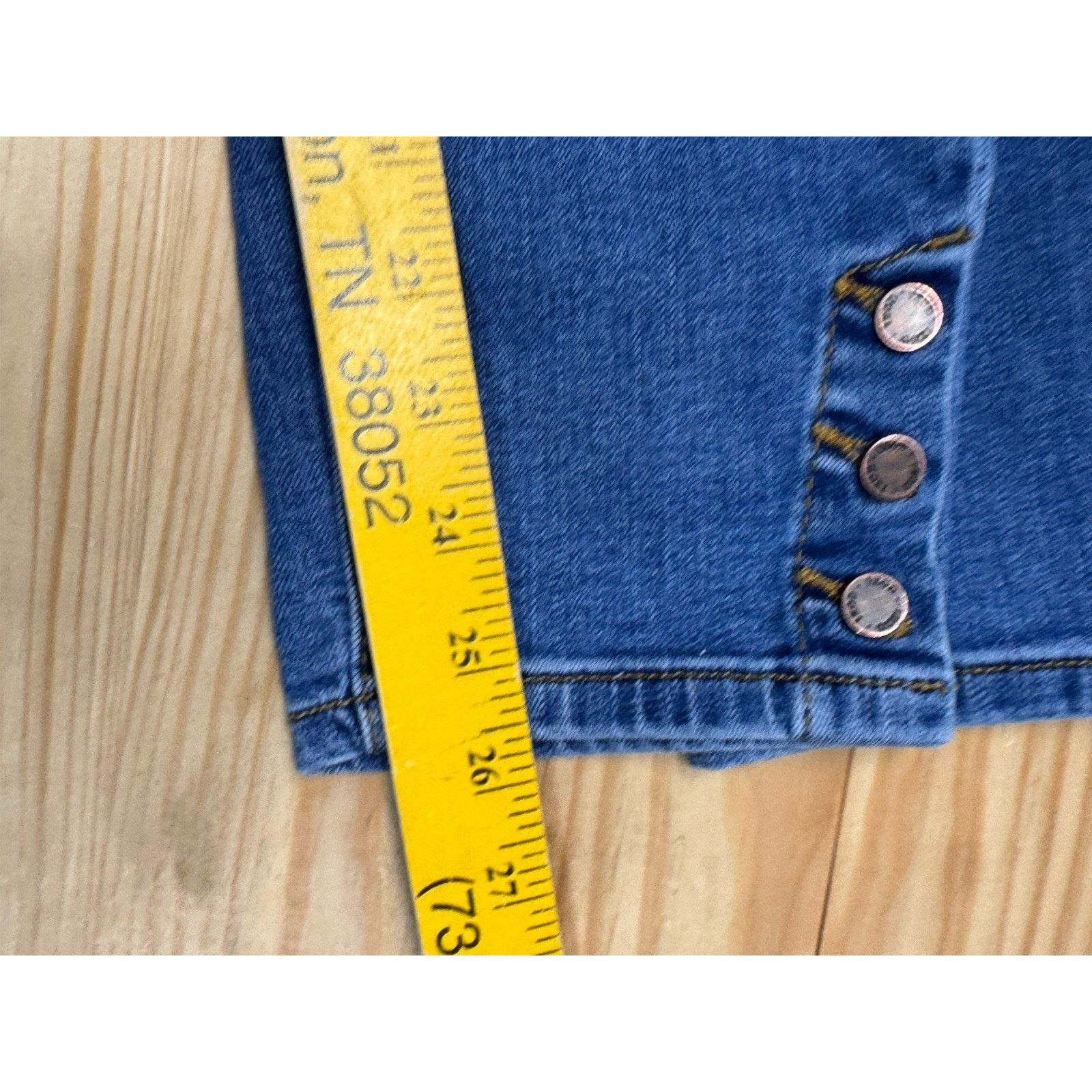 Izod Izod Pants Womens 10 Blue Denim Jeans Straight Stretch Size 32" / US 10 / IT 46 - 9 Thumbnail