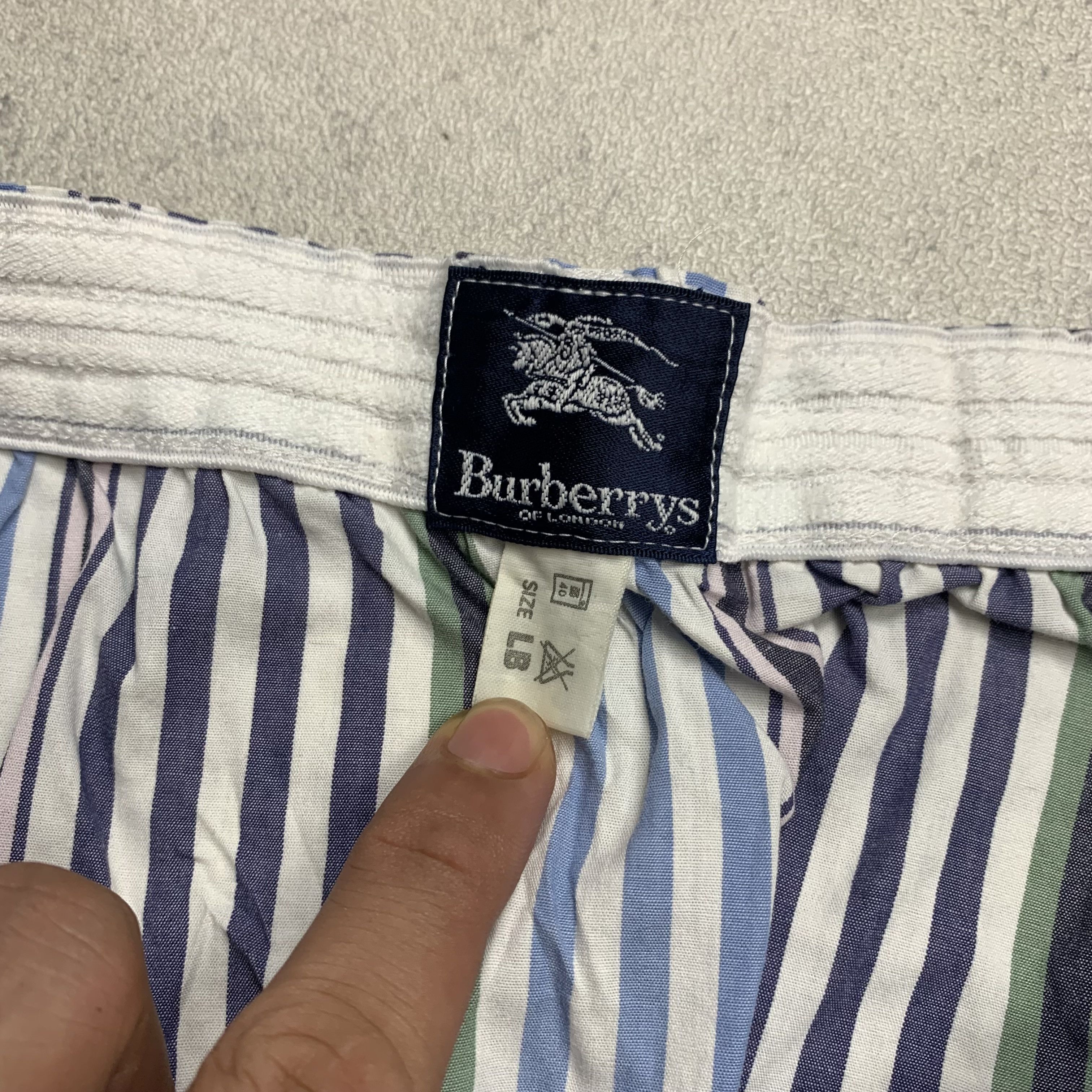 Burberry Vintage Burberry Striped Boxer Pants Size US 32 / EU 48 - 4 Thumbnail
