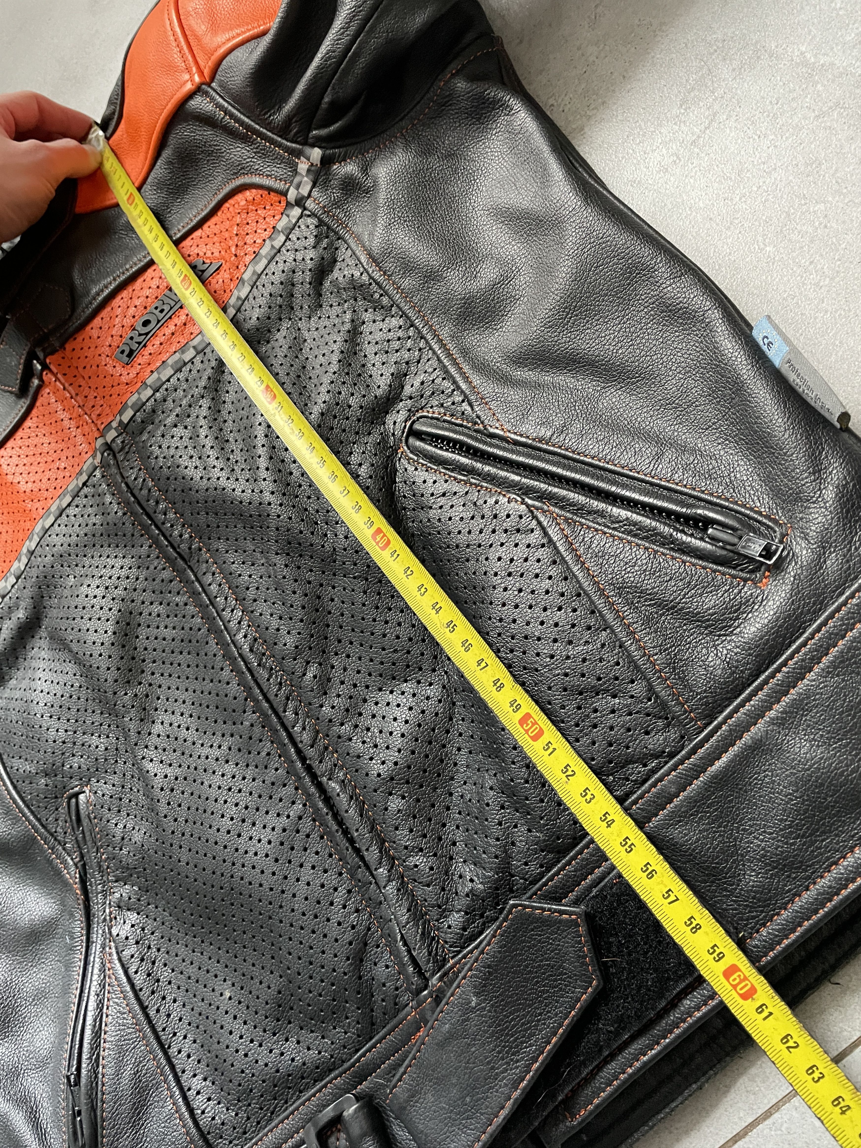 Vintage VINTAGE RACING BLACK ORANGE LEATHER CROPPED MOTOSPORT JACKET Size US M / EU 48-50 / 2 - 11 Thumbnail