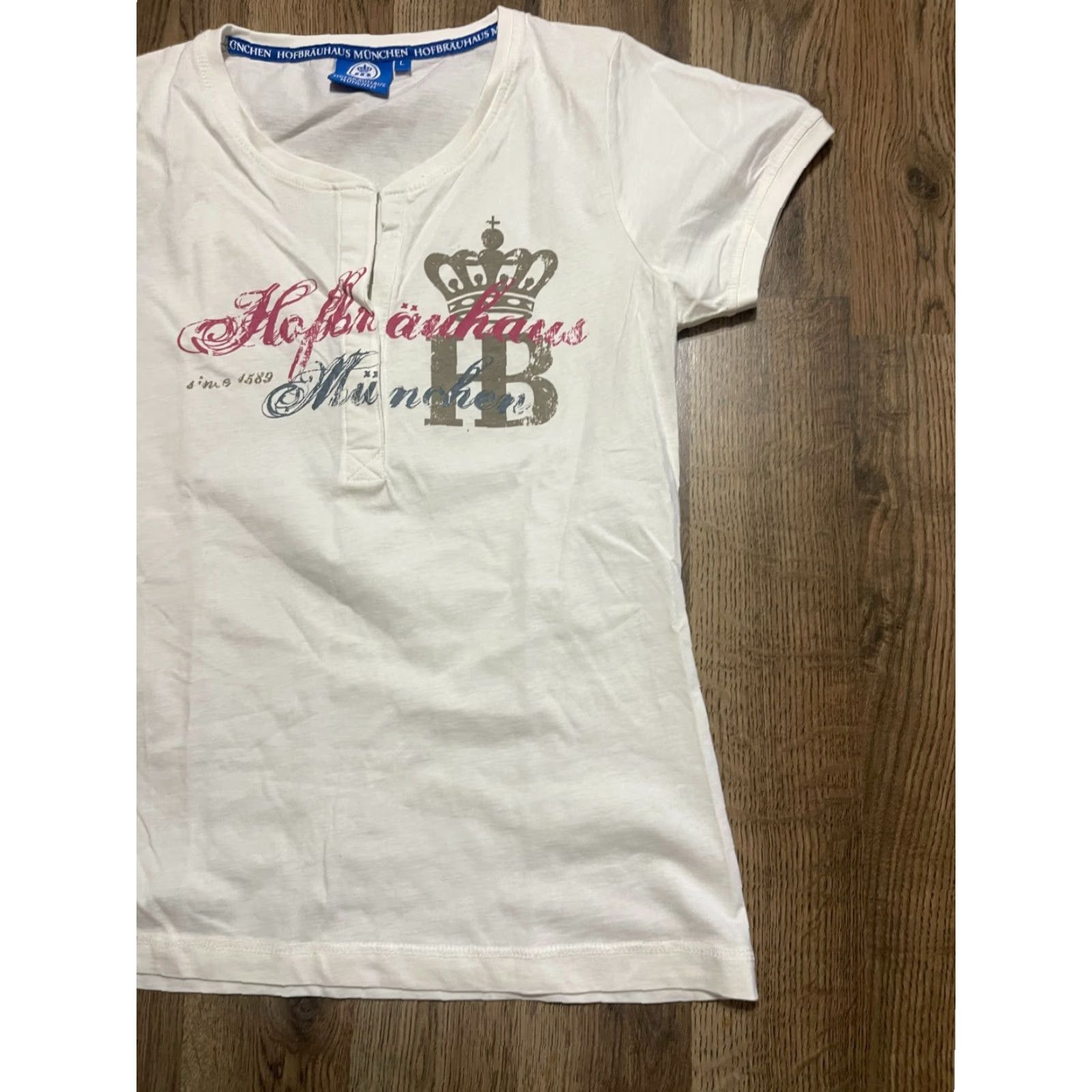 Vintage Hofbrauhaus Munchen Shirt Womens Large White V-Neck Short Sleeve T-Shirt Casual Basic NY Size L / US 10 / IT 46 - 4 Thumbnail