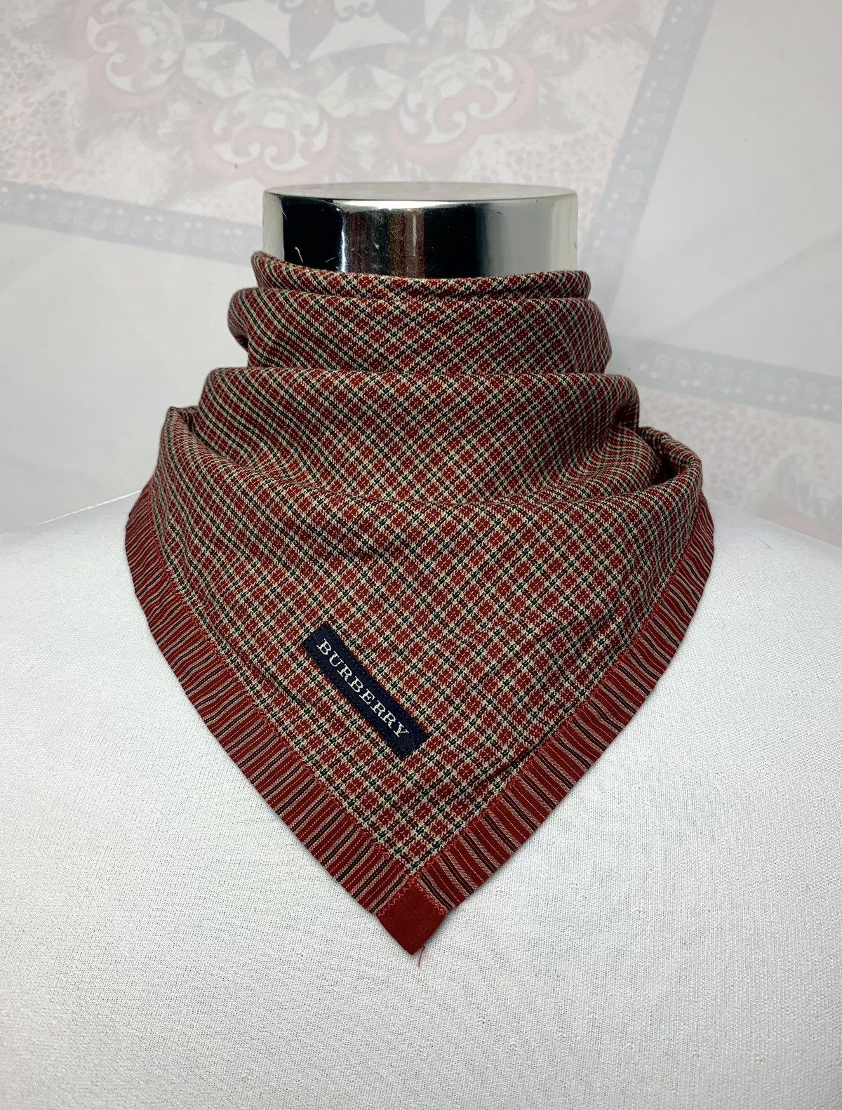 Burberry Burberry Handkerchief / Neckerchief / Bandana Size ONE SIZE - 1 Thumbnail