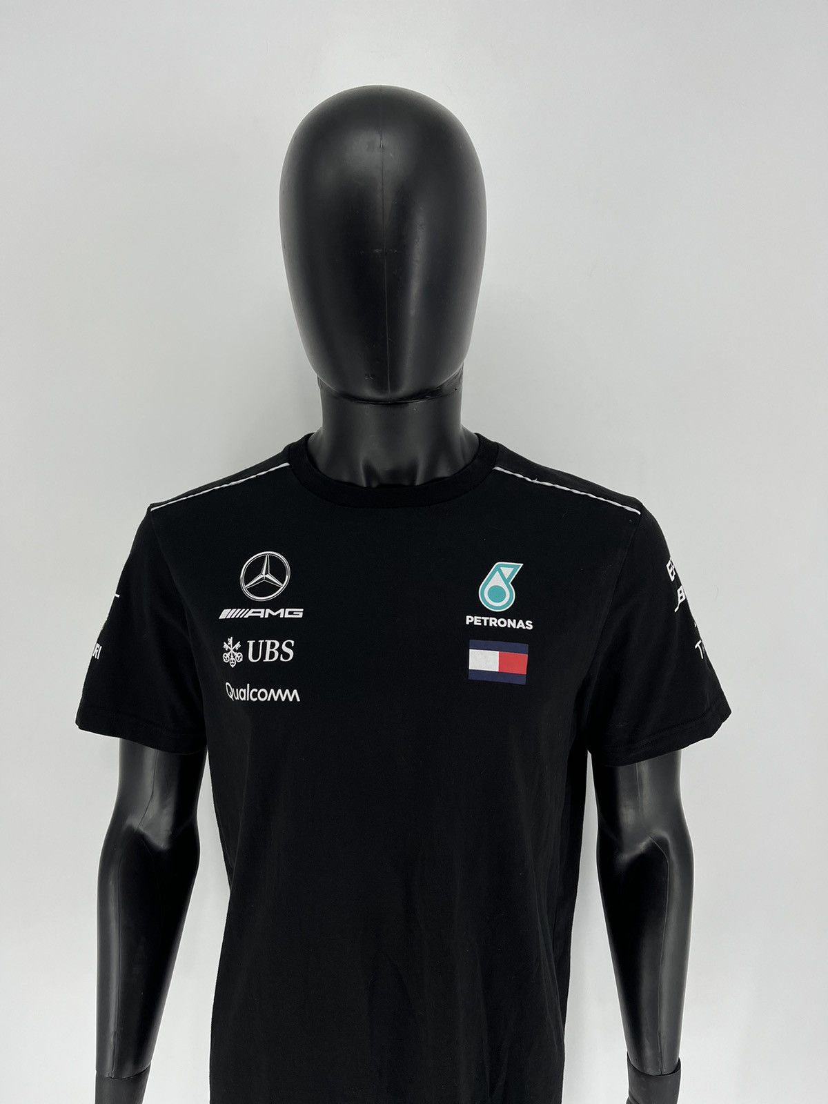 Mercedes-Benz × Vintage Vintage Mercedes Benz AMG Petronas Tommy Hilfiger Racing Tee Size US L / EU 52-54 / 3 - 5 Thumbnail