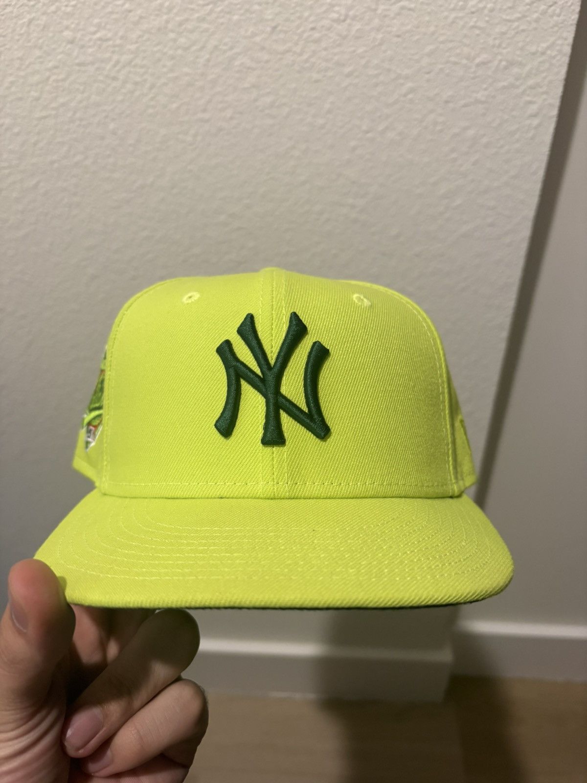 Hat Club New York Yankees Gum Pack Size ONE SIZE - 1 Thumbnail