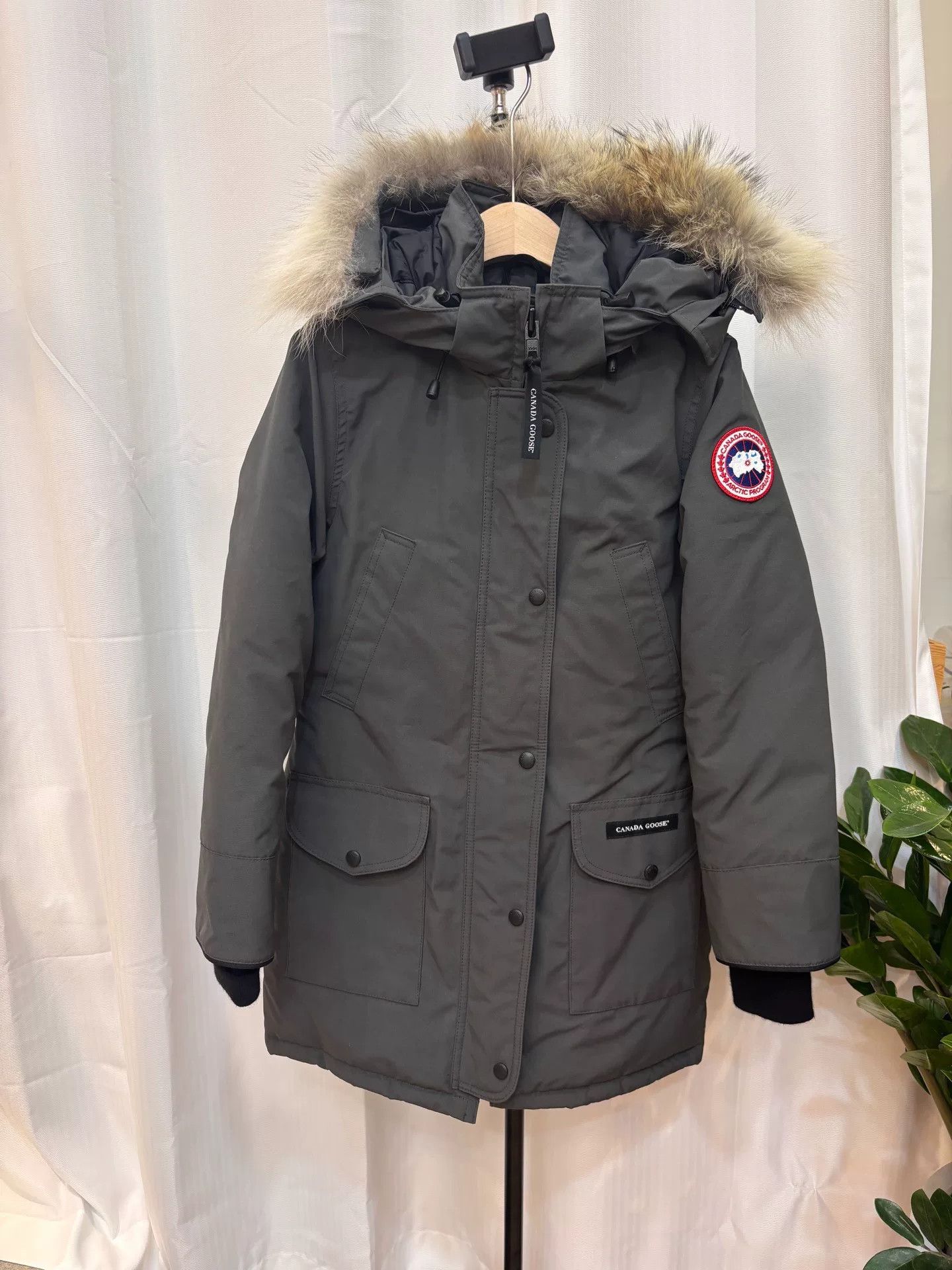 Canada Goose Canada Goose Women's Gray Parka XS Size XS / US 0-2 / IT 36-38 - 1 Thumbnail