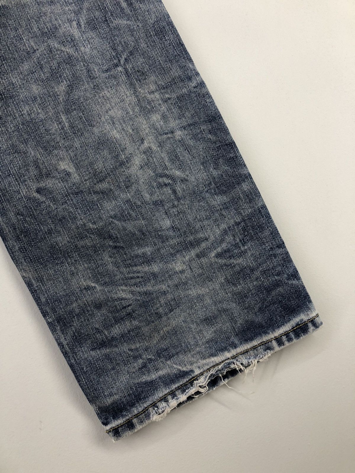 Diesel Vintage Diesel Larkee Distressed Stone Wash Jeans Size US 32 / EU 48 - 18 Thumbnail