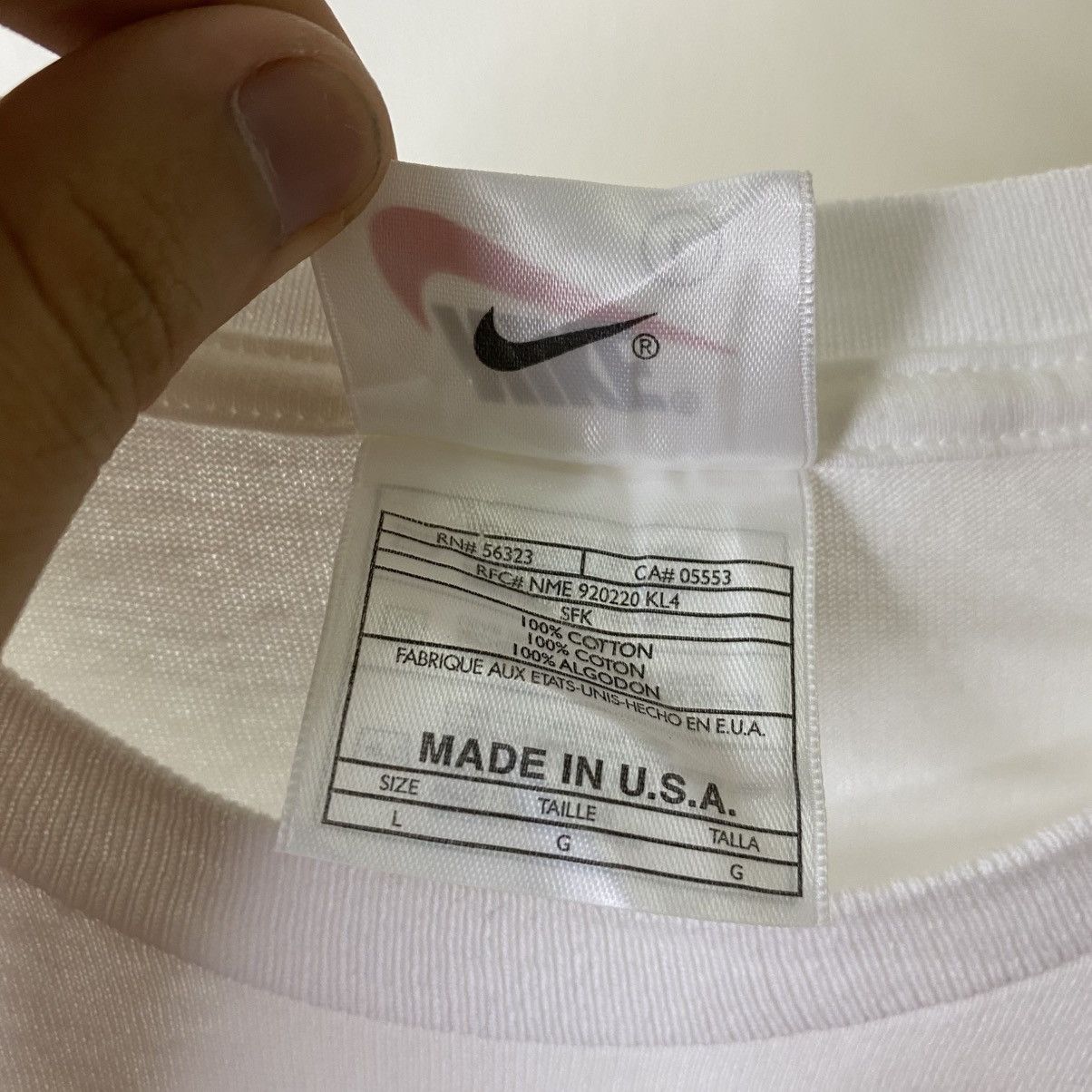Nike Vintage 1990s Nike Block Centre Swoosh T Shirt Size US XL / EU 56 / 4 - 4 Thumbnail