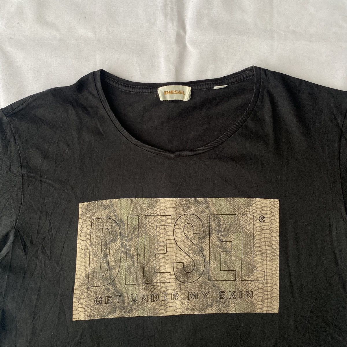 Diesel × Vintage Vintage Get Under My Skin by Diesel Tee Printed Y2K Style Size US XL / EU 56 / 4 - 3 Thumbnail
