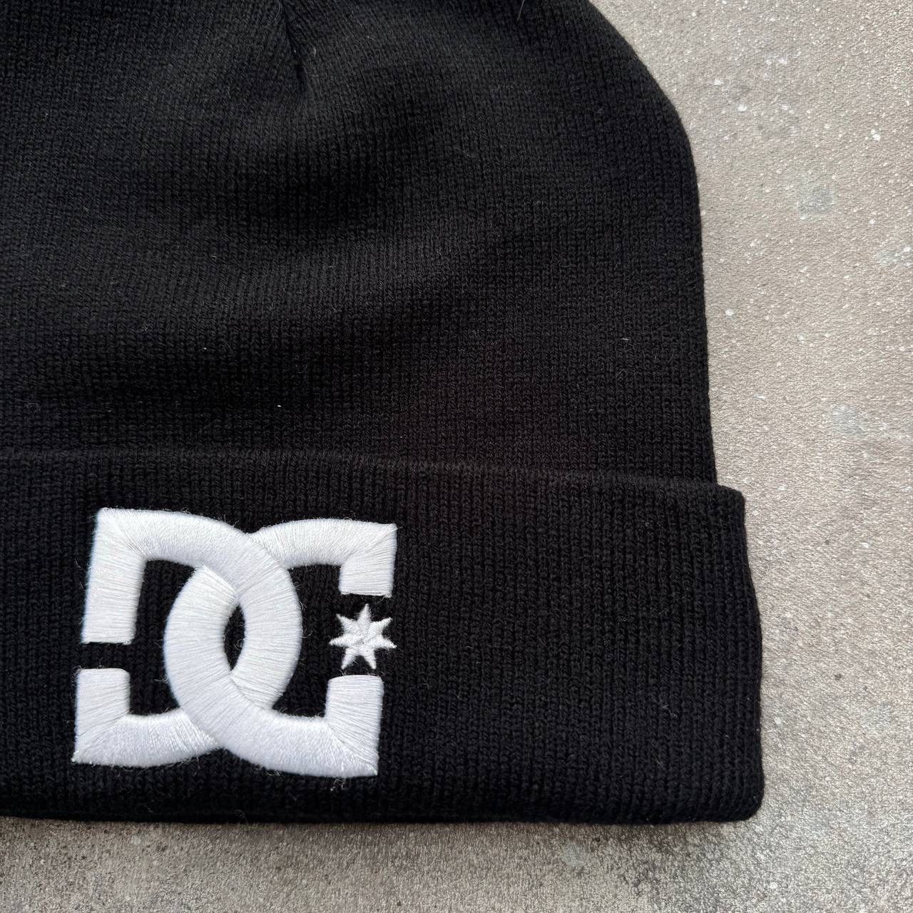 DC × Japanese Brand DC Shoes Vintage Y2K Skater Beanie Hat Size ONE SIZE - 4 Thumbnail