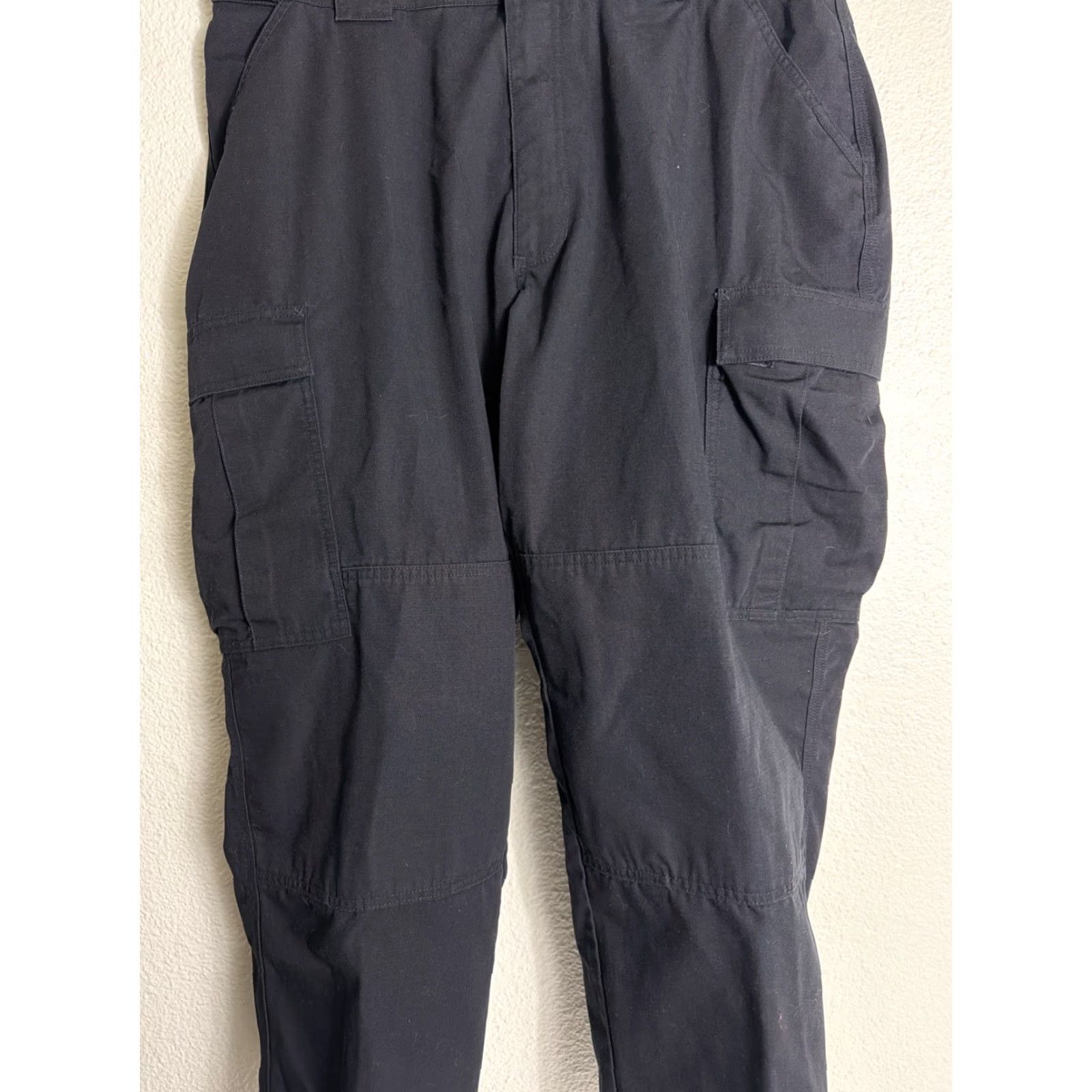 Vintage 5.11 Tactical TDU Cargo Pants Mens XL Black Ripstop Style #74003 Size US 36 / EU 52 - 3 Thumbnail