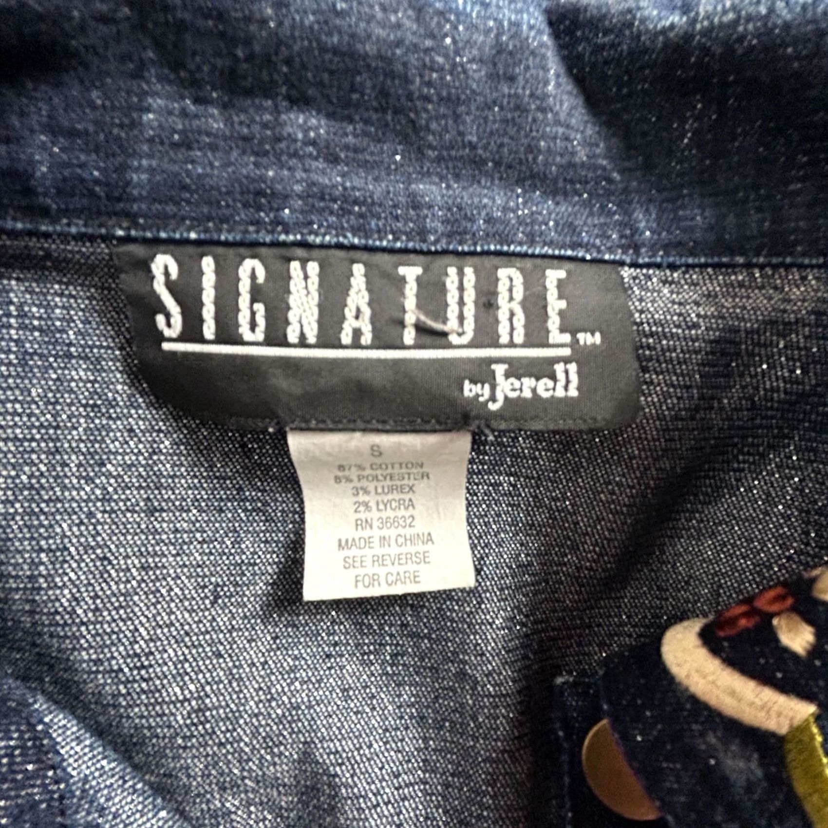 Vintage Vintage Signature By Jerell Womens Embroidered Denim Vest Boho Floral Small Size S / US 4 / IT 40 - 3 Thumbnail