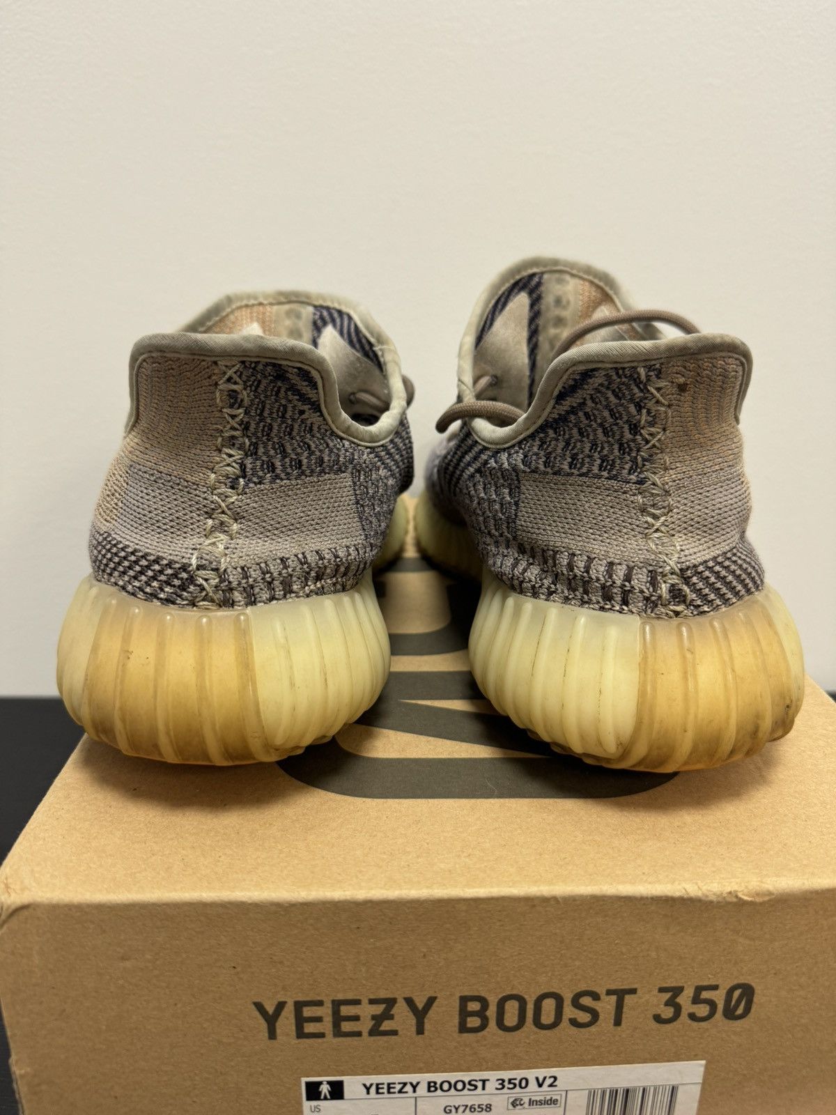 Yeezy Adidas Yeezy boost 350 v2 ash pearl Size US 11 / EU 44 - 4 Thumbnail
