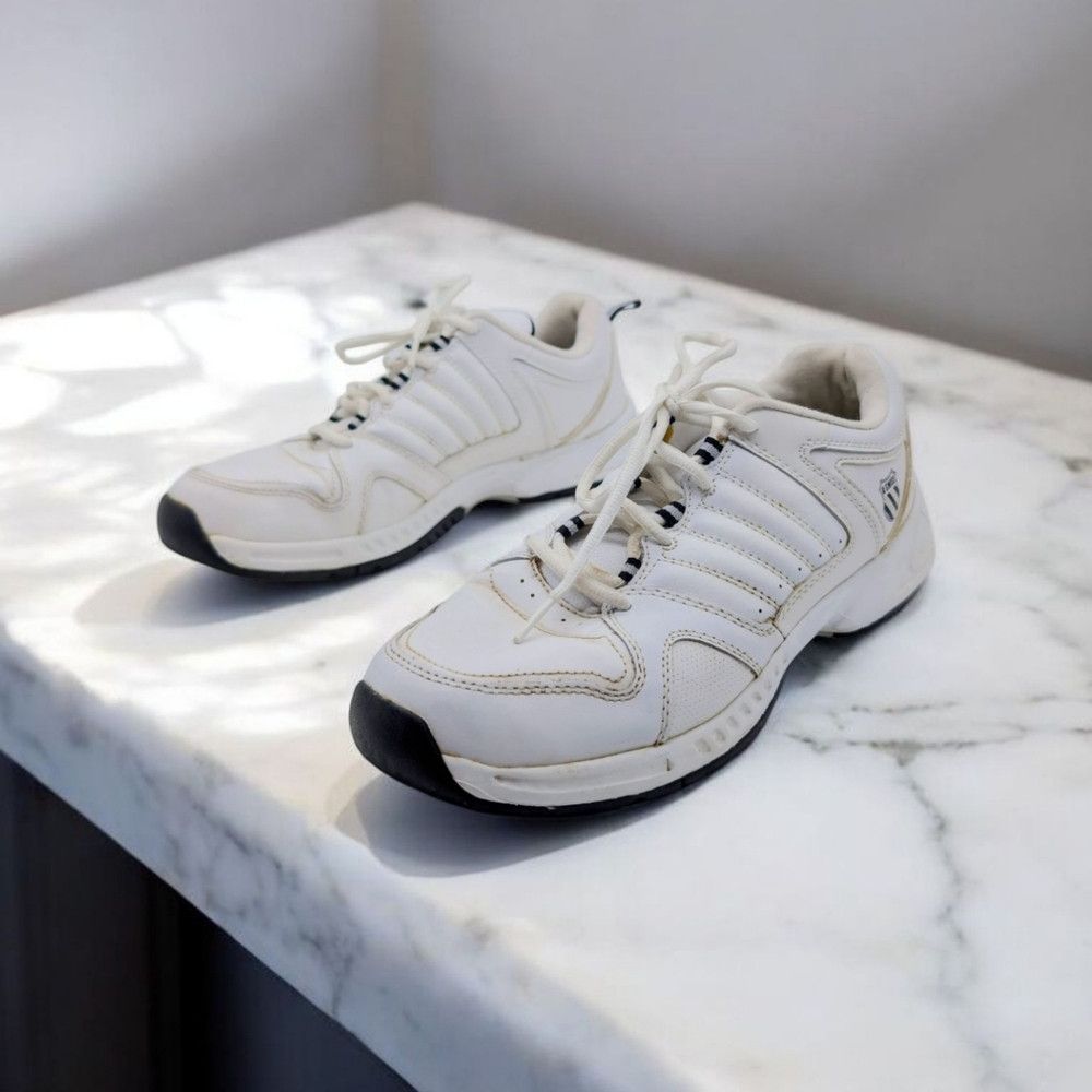 K-Swiss K Swiss Sz 10 02476125 LOW White Men's Athletic Sneakers Size US 10 / EU 43 - 1 Thumbnail
