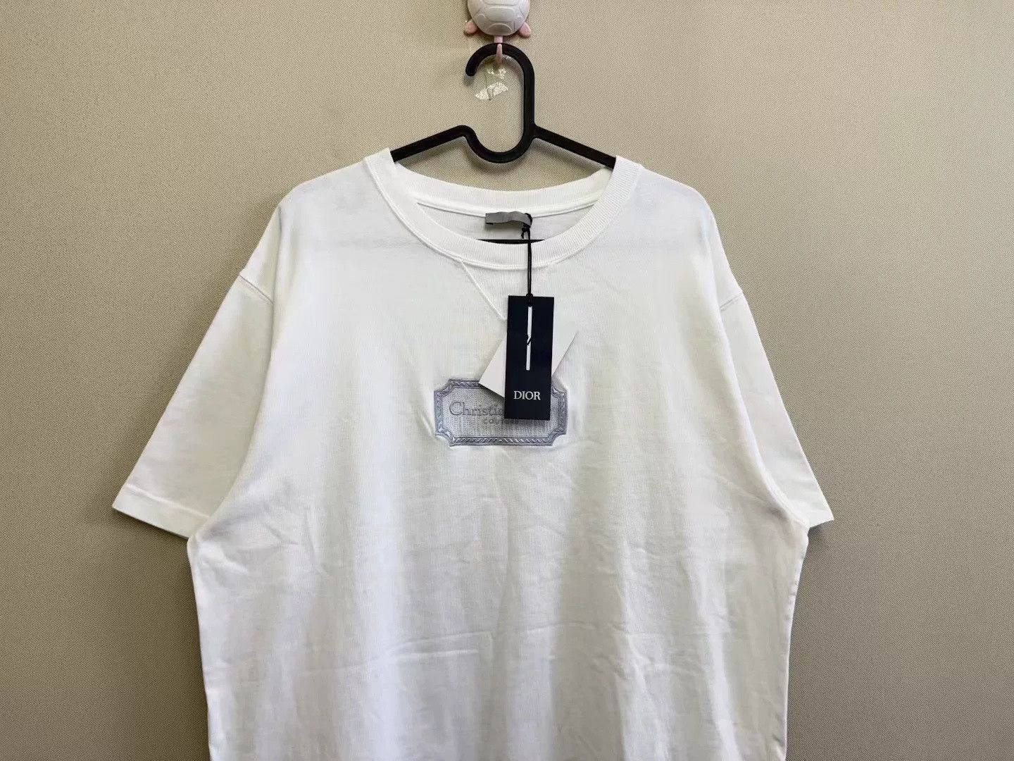 Dior DIOR White Embroidered Slogan Short-Sleeve Size US XL / EU 56 / 4 - 2 Thumbnail