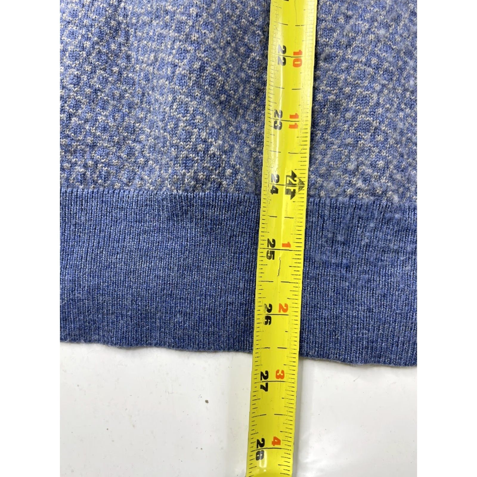 Saks Fifth Avenue Saks Fifth Avenue Sweater Mens V-Neck Wool Knit Pullover Blue M Size US M / EU 48-50 / 2 - 5 Thumbnail