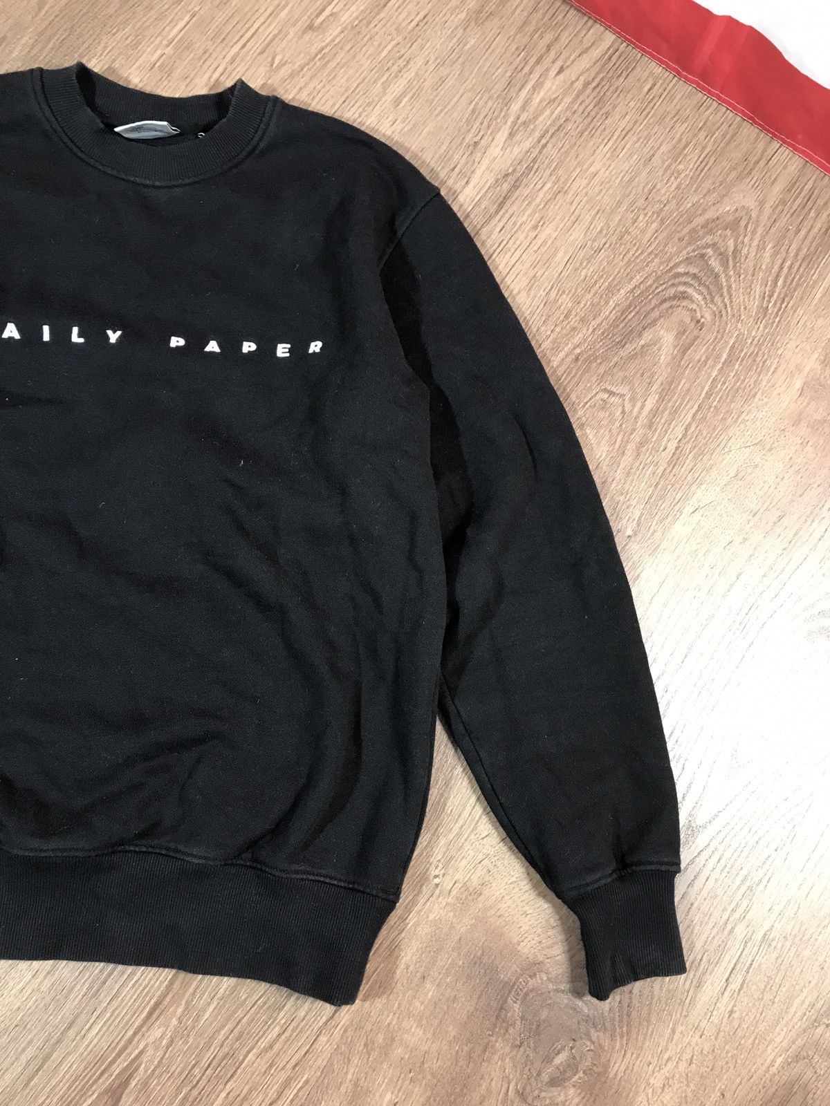 Daily Paper Daily Paper Sweatshirt Center Logo Size US S / EU 44-46 / 1 - 3 Thumbnail
