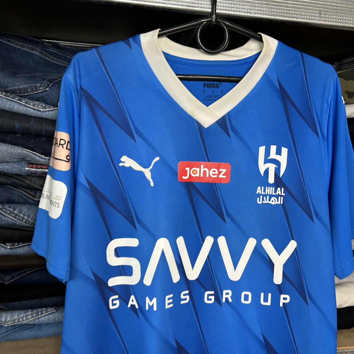 Puma Mens Puma Alhilal Neymar Jr 10 home 2023 soccer hersey Size US M / EU 48-50 / 2 - 2 Thumbnail