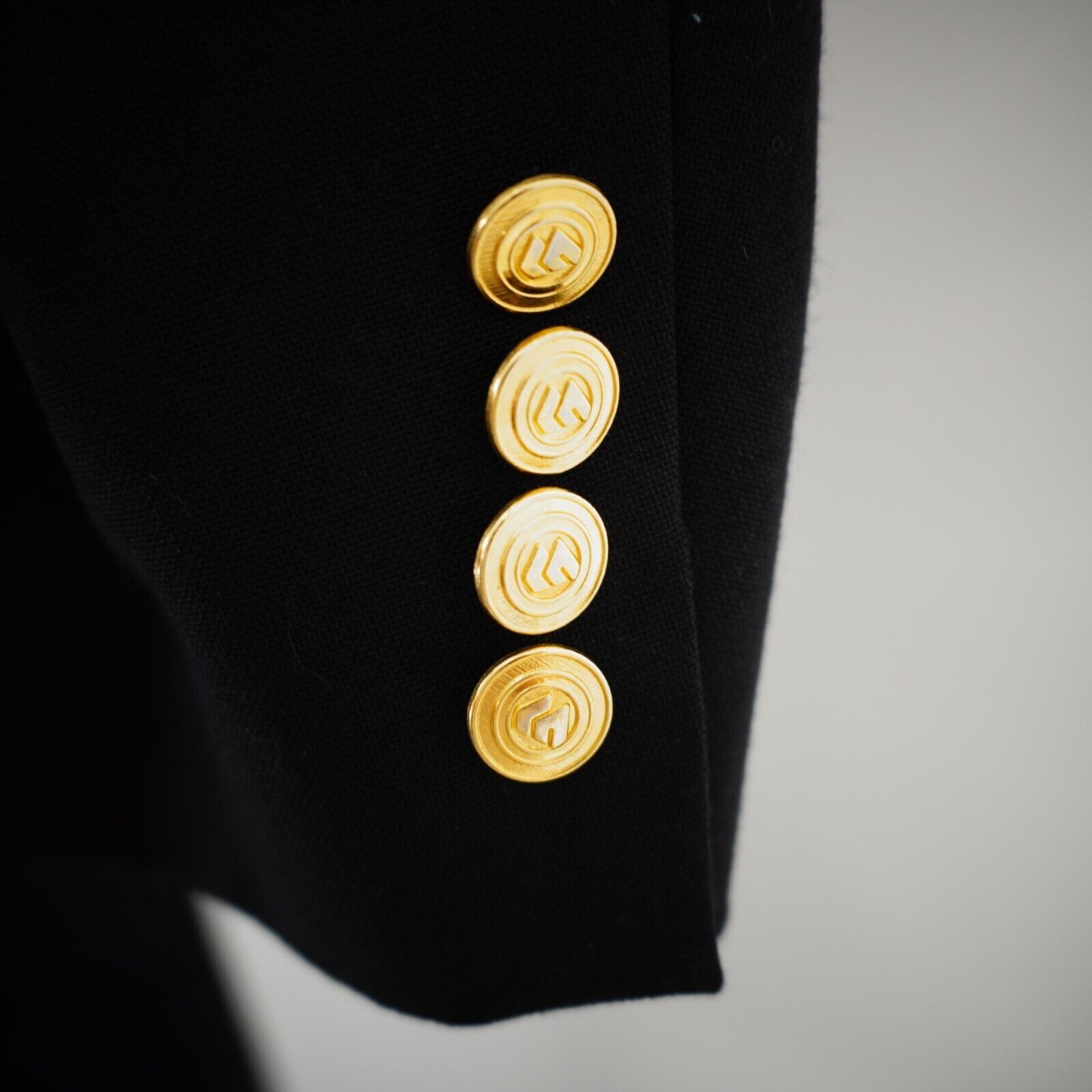 Vintage Wimbledon England Black Wool Polyester 2 Gold Button Blazer Size 44L - 3 Thumbnail