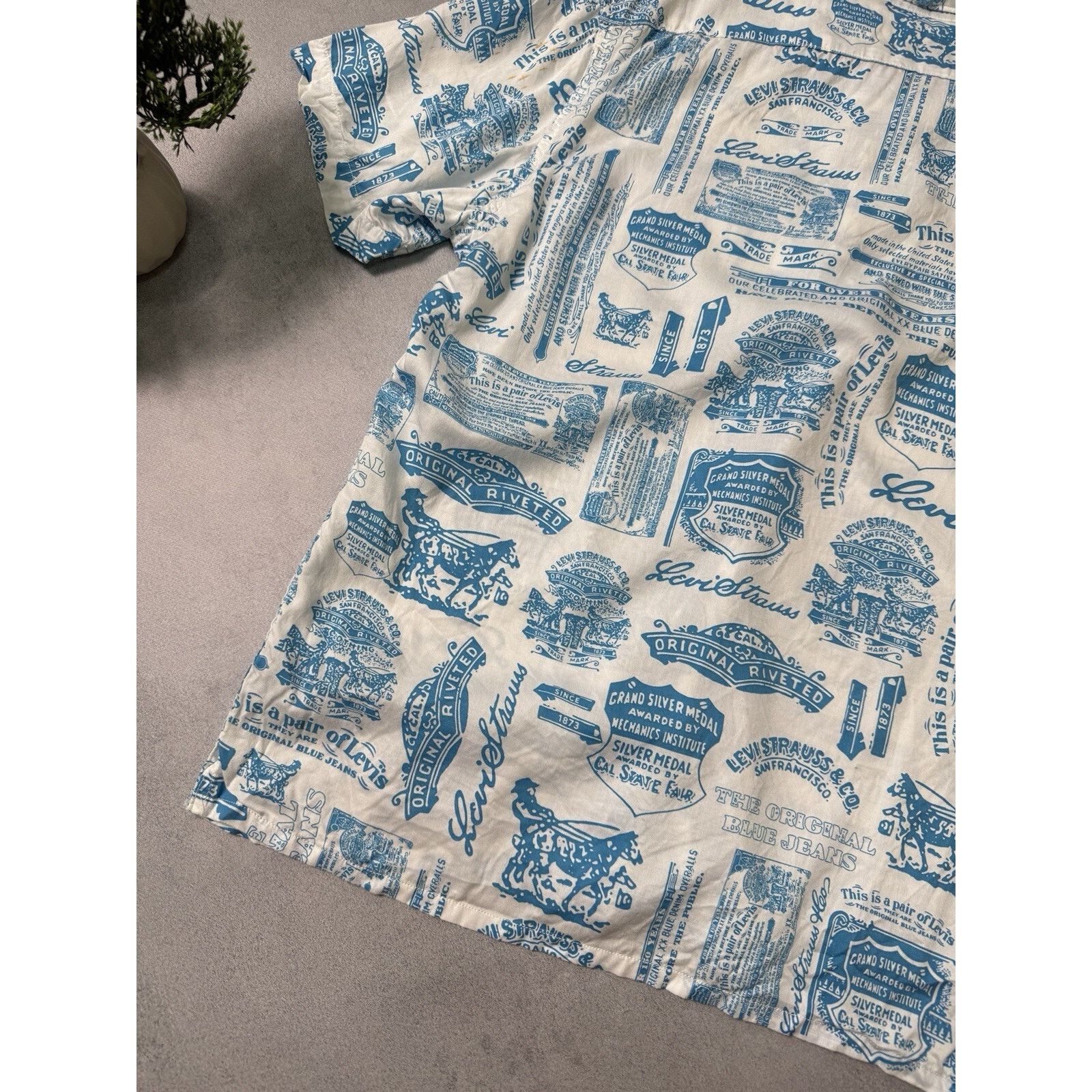 Levi's Levis Short Sleeve Men Button Up Short Size M Blue/White Size US M / EU 48-50 / 2 - 15 Thumbnail
