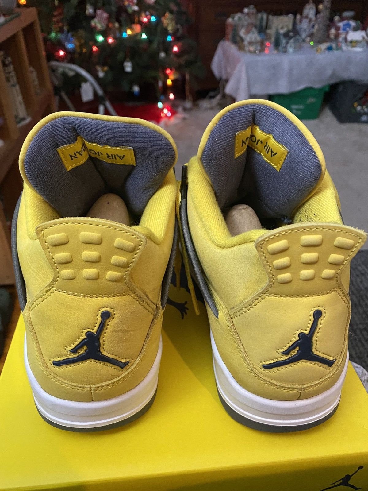 Jordan Brand Jordan 4 Lightning Size US 9 / EU 42 - 5 Thumbnail