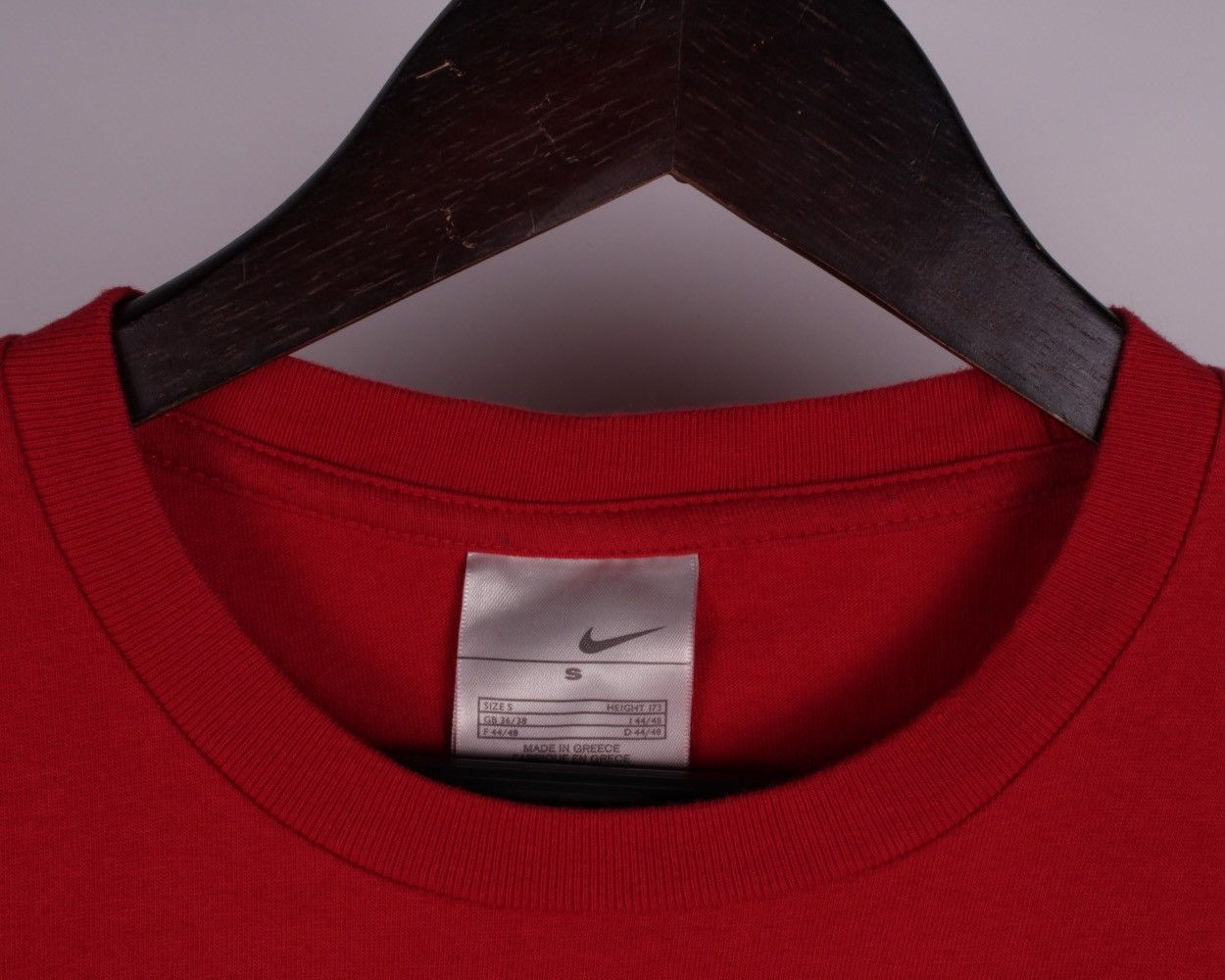Nike × Vintage Vintage NIKE Air Max 95 Surface to Air Red T-Shirt Size US S / EU 44-46 / 1 - 9 Thumbnail