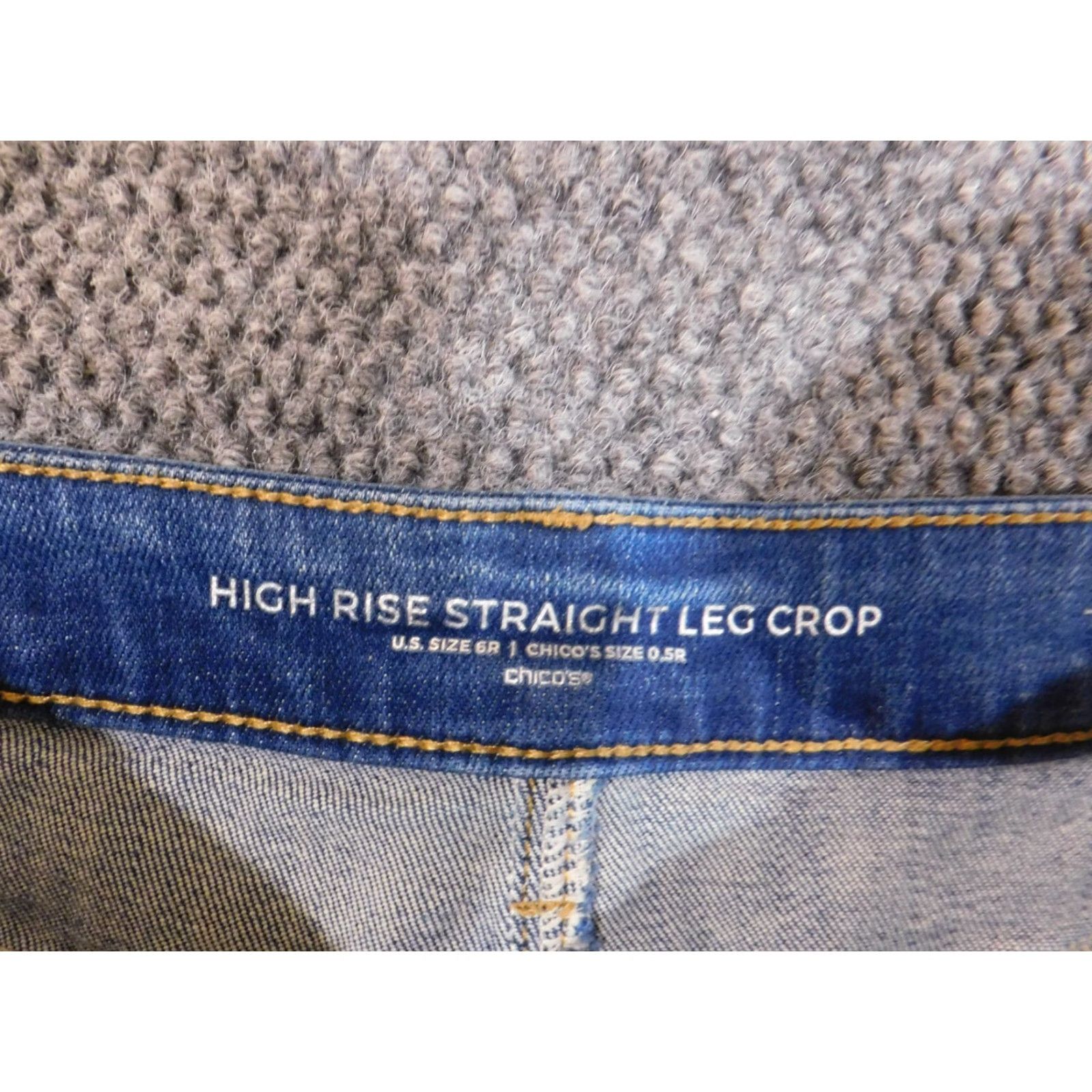 Vintage Chicos Jeans 0.5 Blue Straight Crop High Rise Womens Denim Casual Jeans 26in Inseam Regular Rise Zipper Cotton Blend Polyester Designer 90s? Size 25" / US 0 / IT 36 - 3 Thumbnail
