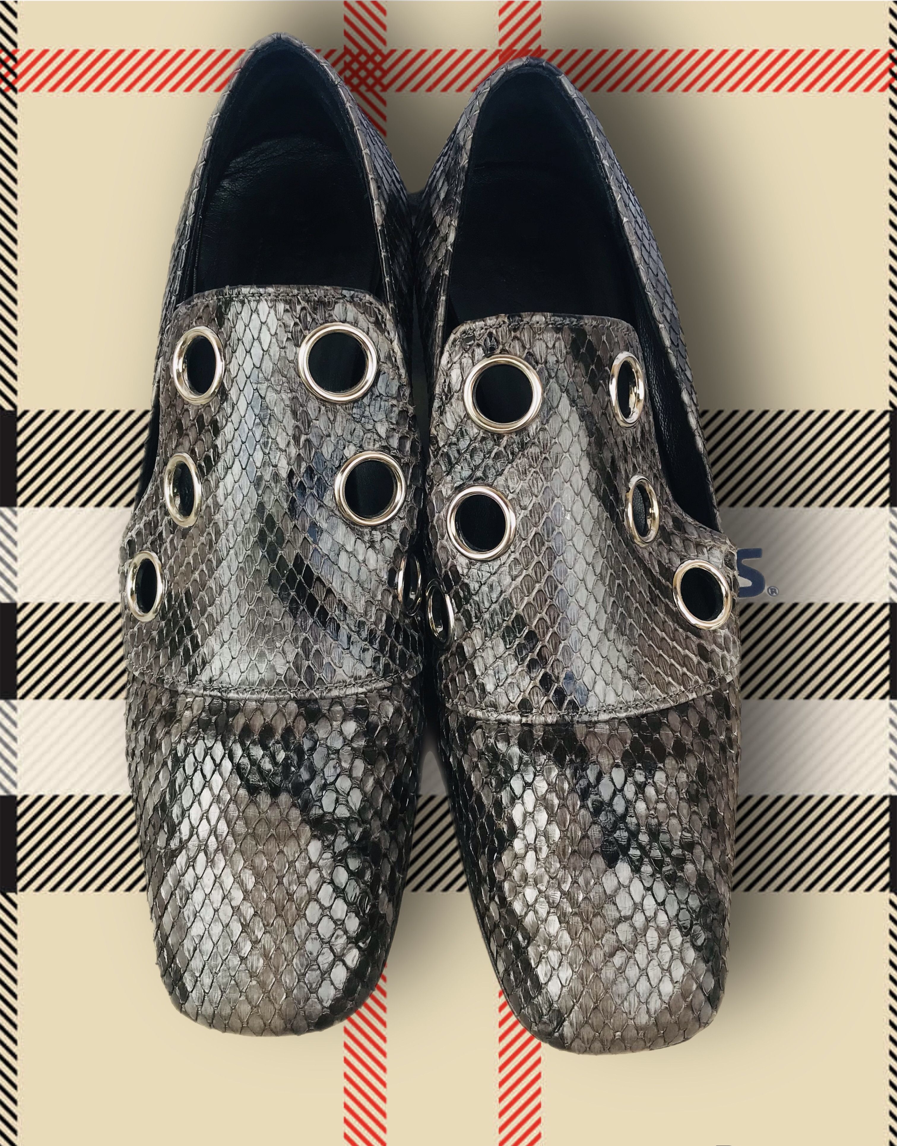 Burberry Burberry Loafers Small Block Heel Leather Python Snake Black Size US 9 / IT 39 - 6 Thumbnail