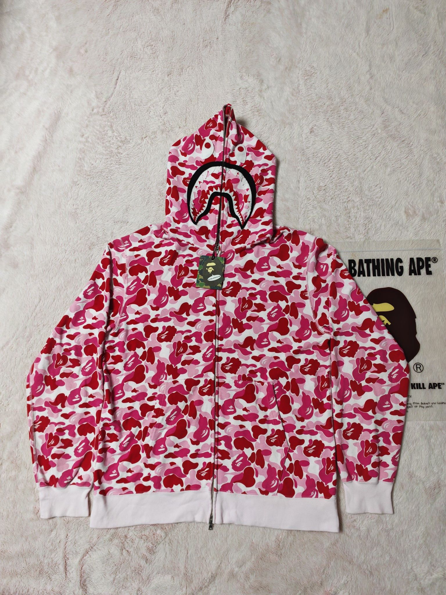 Bape A Bathing Ape Pink Camo Shark Hoodie Size XXL Size US XXL / EU 58 / 5 - 1 Thumbnail