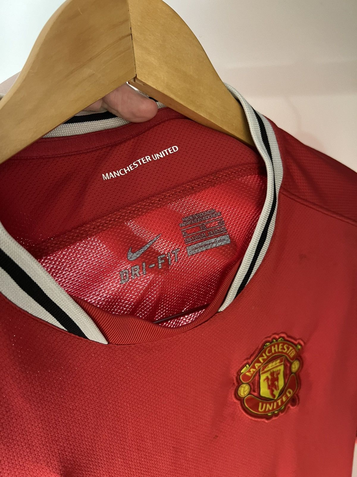 Nike VINTAGE NIKE FC MANCHESTER UNITED ENGLAND SOCCER JERSEY Y2K Size US S / EU 44-46 / 1 - 21 Thumbnail