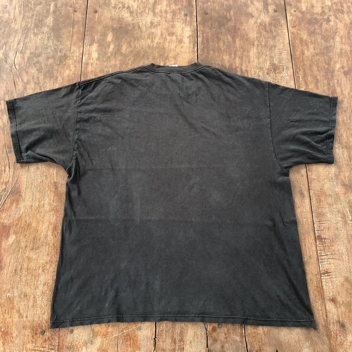 Band Tees Vintage 2000 Guns N Roses Distressed T Shirt Size US XXL / EU 58 / 5 - 3 Thumbnail