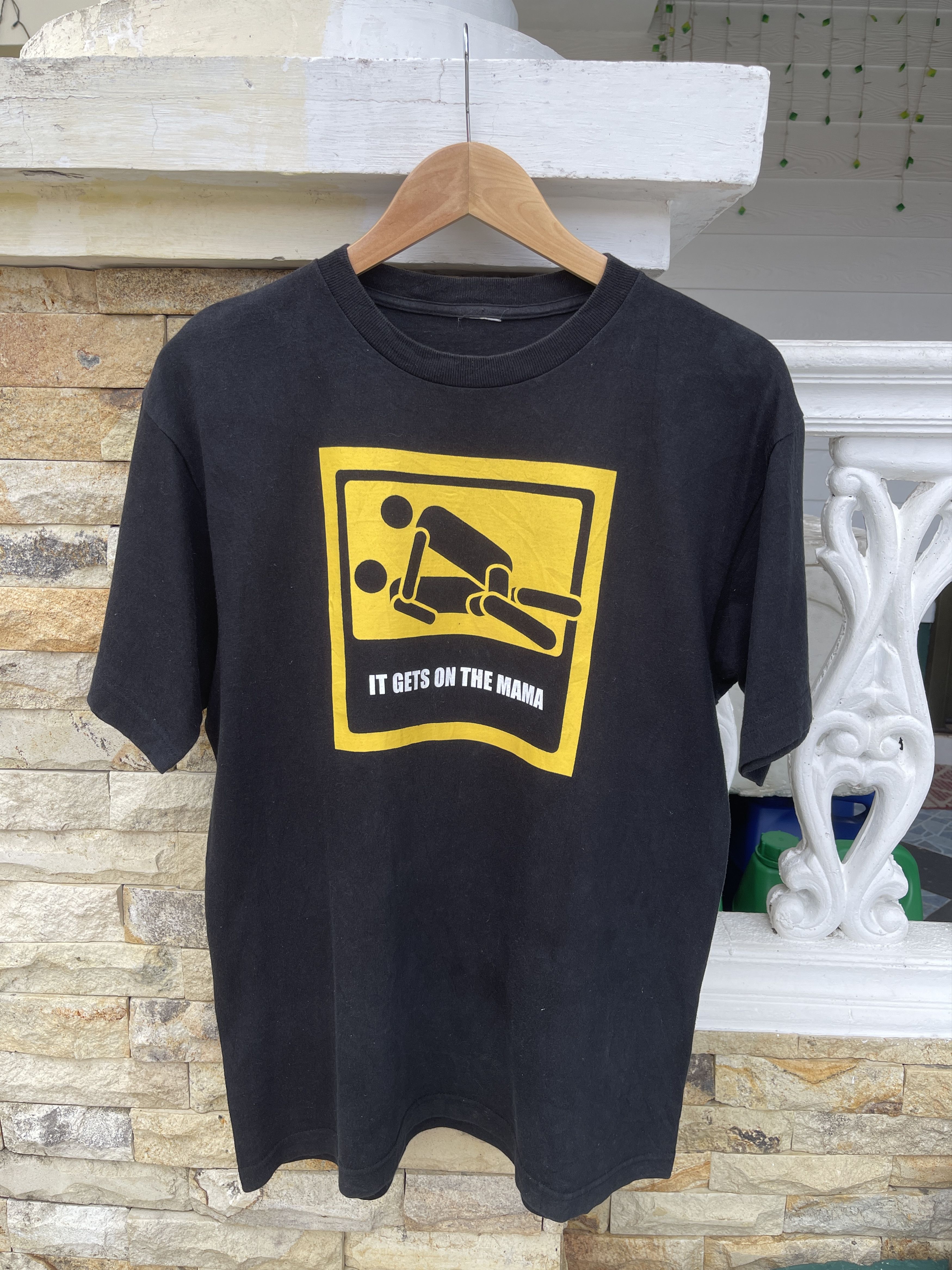 Hot Model Sex Rare🔥Vintage Humor I Gets On The Mama Sexs T-Shirt Size US S / EU 44-46 / 1 - 2 Thumbnail