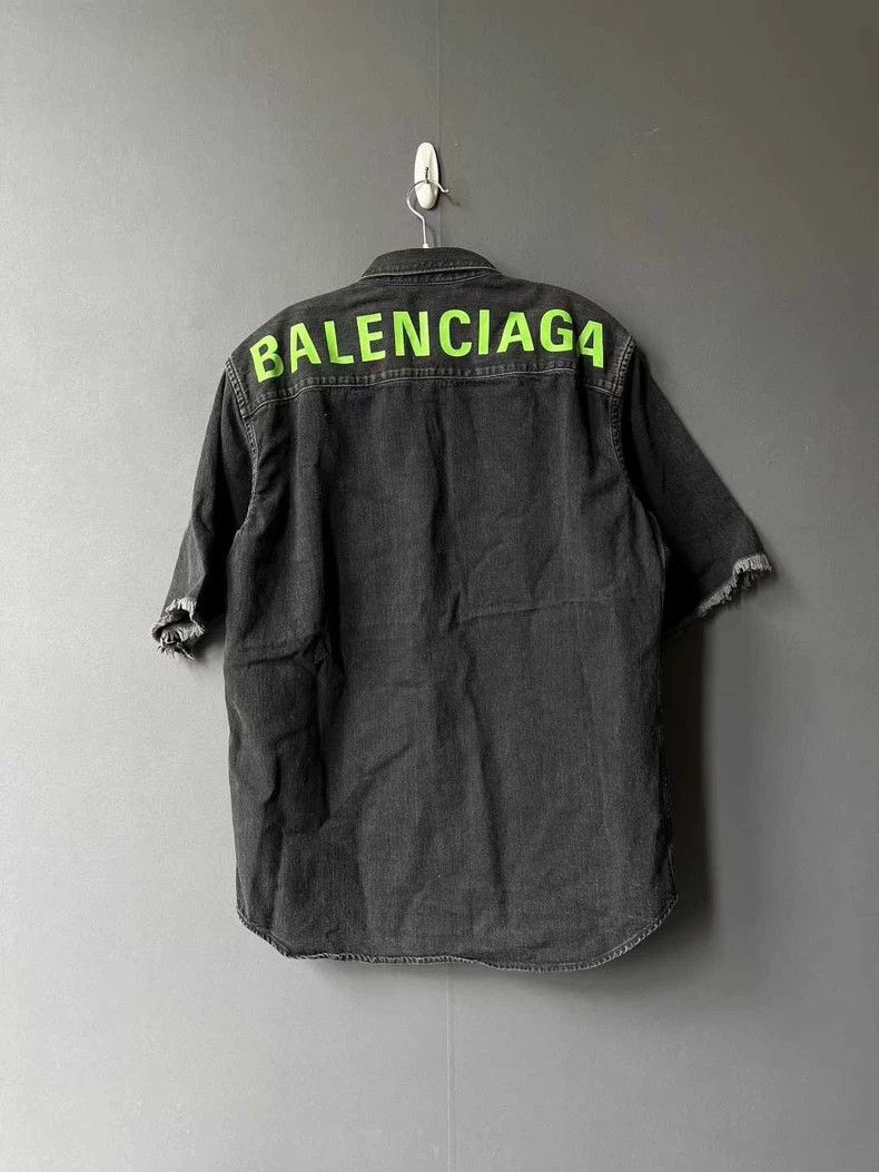 Balenciaga Balenciaga size 38 Back logo denim short sleeve shirt Size US XS / EU 42 / 0 - 2 Thumbnail