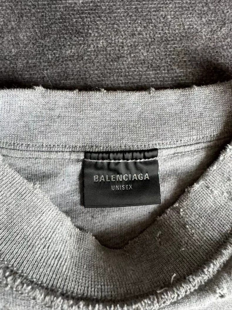 Balenciaga Balenciaga Black AI generates damaged short-sleeved ash. Size US L / EU 52-54 / 3 - 3 Thumbnail