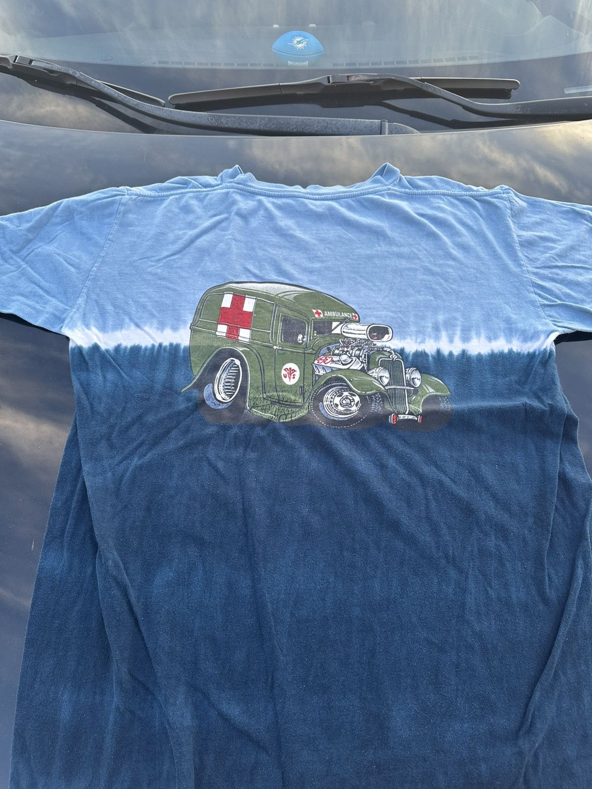 Vintage VINTAGE AMBULANCE GRAPHIC TEE Size US L / EU 52-54 / 3 - 2 Thumbnail