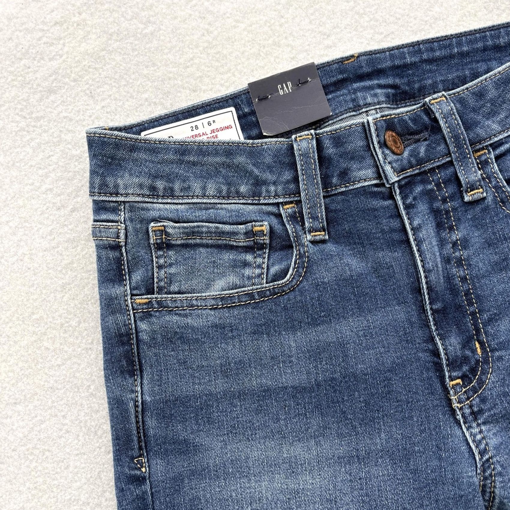 Gap Gap Jegging Jeans Womens 6 Blue Medium Wash Mid Rise Super Stretch NWT Size 28" / US 6 / IT 42 - 3 Thumbnail