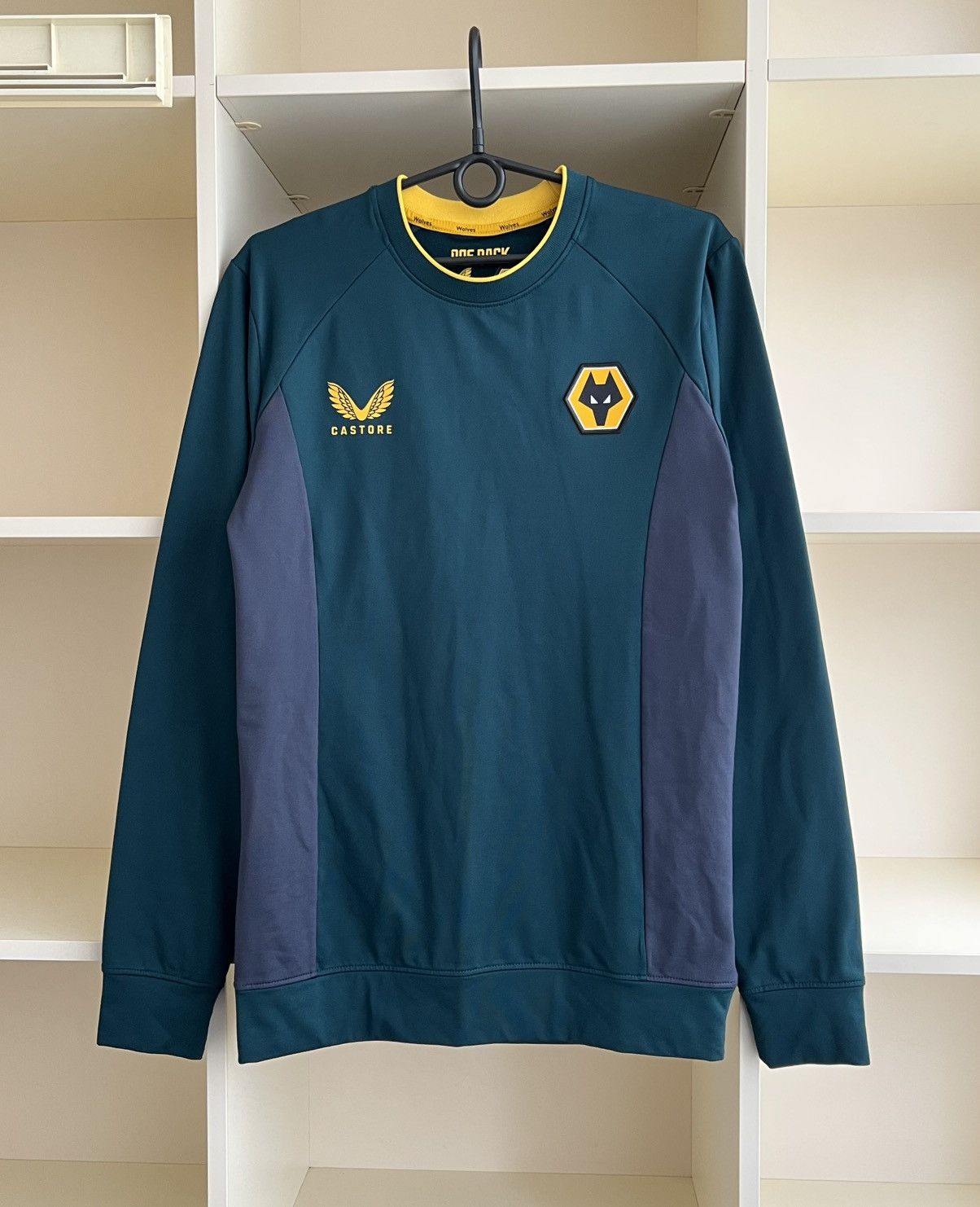 Castore Castore Wolverhampton Jersey Long Sleeve Football Soccer Size US XS / EU 42 / 0 - 1 Thumbnail