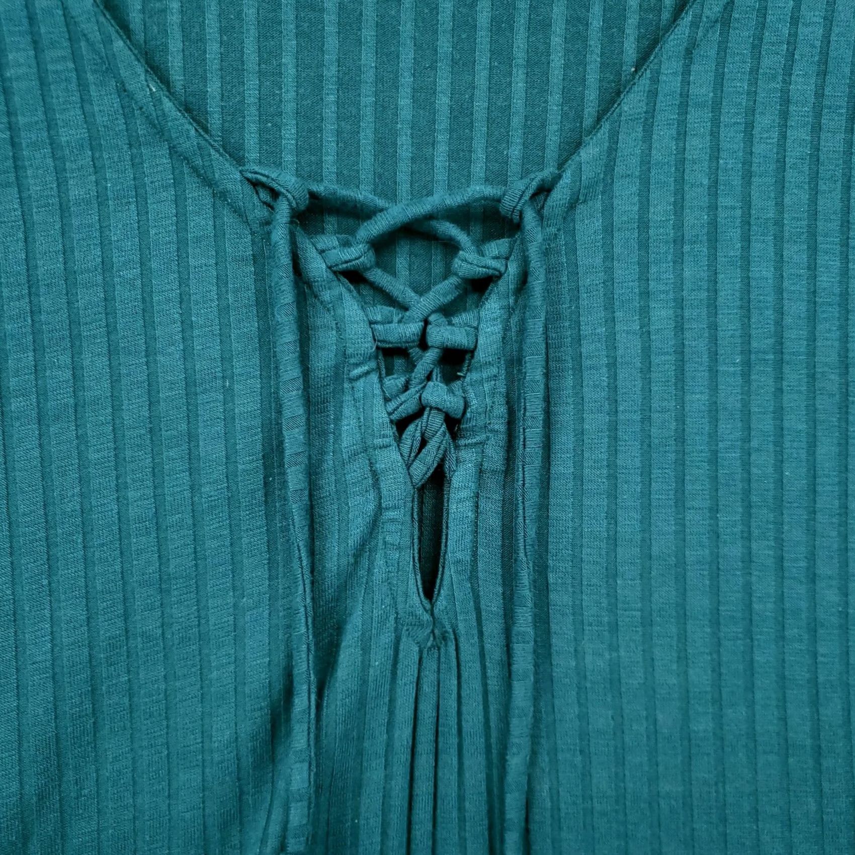 Vintage Rue21 Blouse Womens 1X Green Tunic Lace Up Long Sleeve Knit V-Neck Ribbed Cotton Plus Size Shirt Women Size XL / US 12-14 / IT 48-50 - 5 Thumbnail